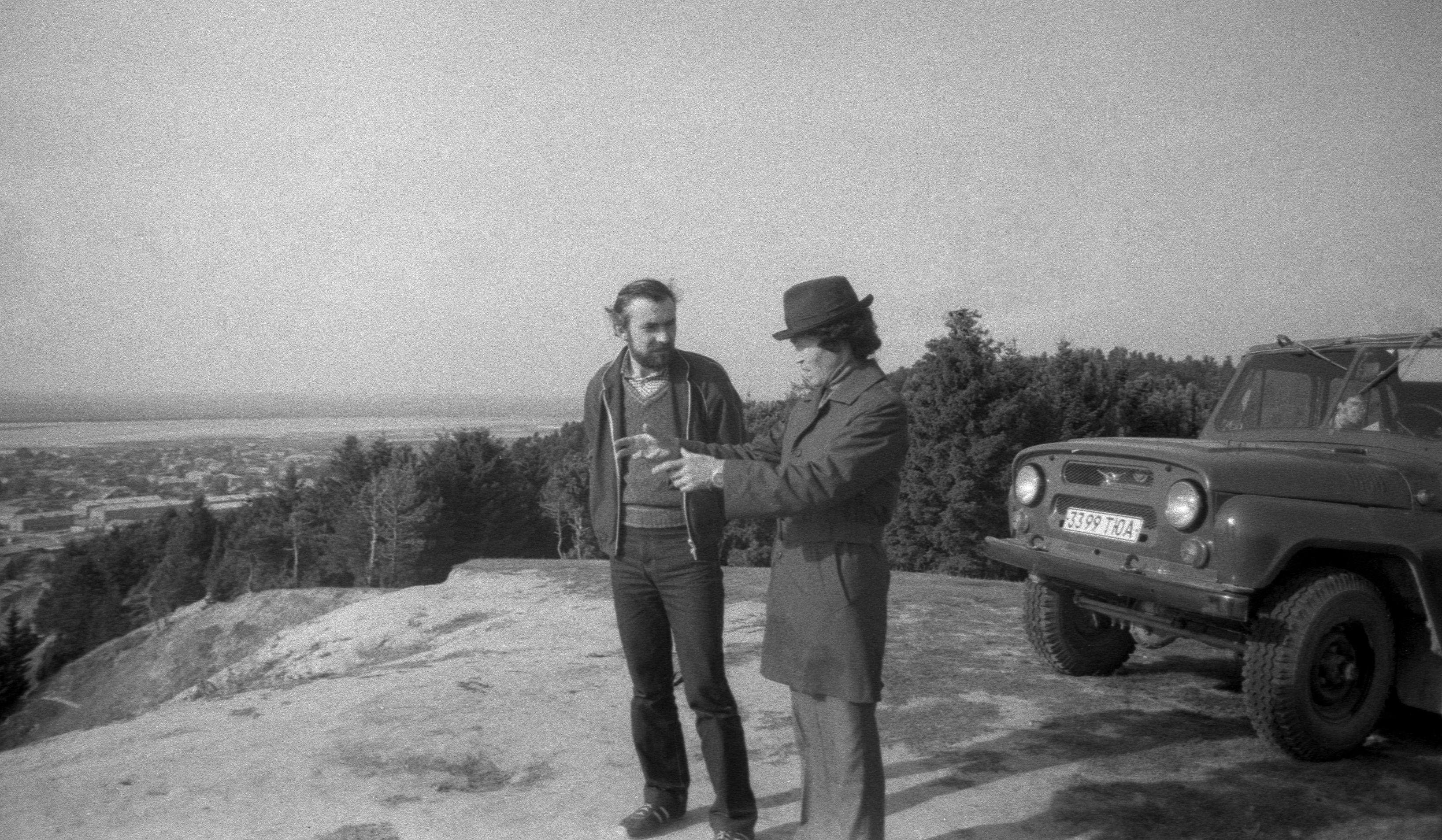 Filmivõtted Surgutis ja mäel (1985)