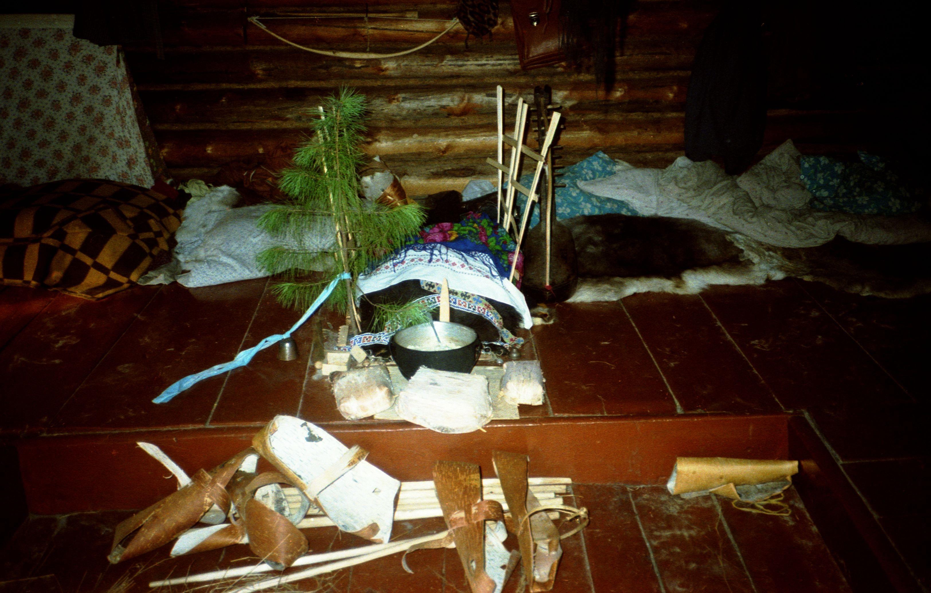 Hantide karupeiede rituaali filmimine - Foto Reet Sokmann