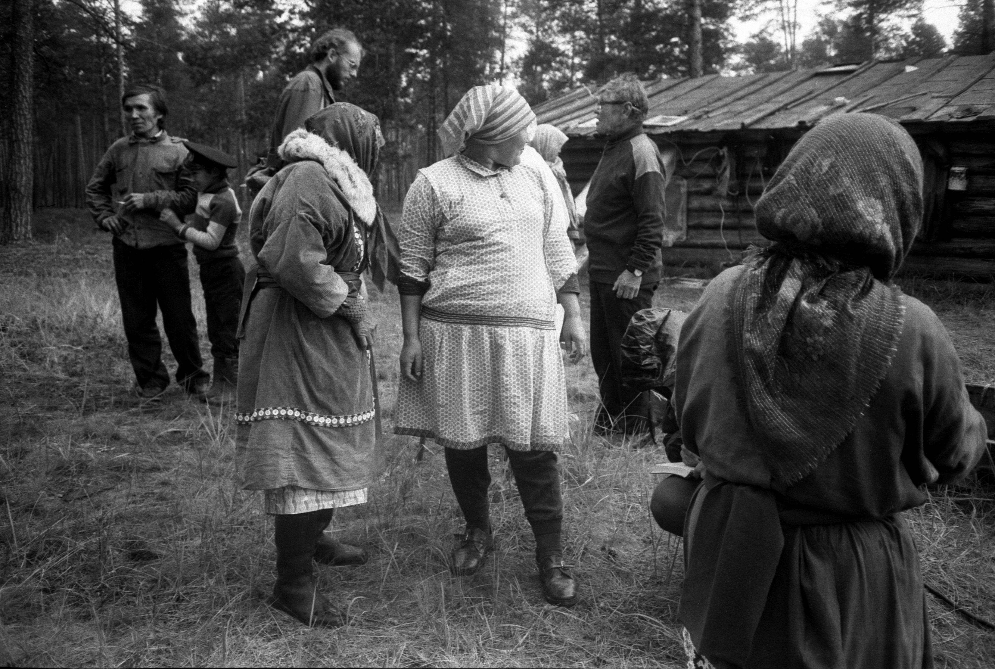 Filmigrupp hantide argipäevas (1988)