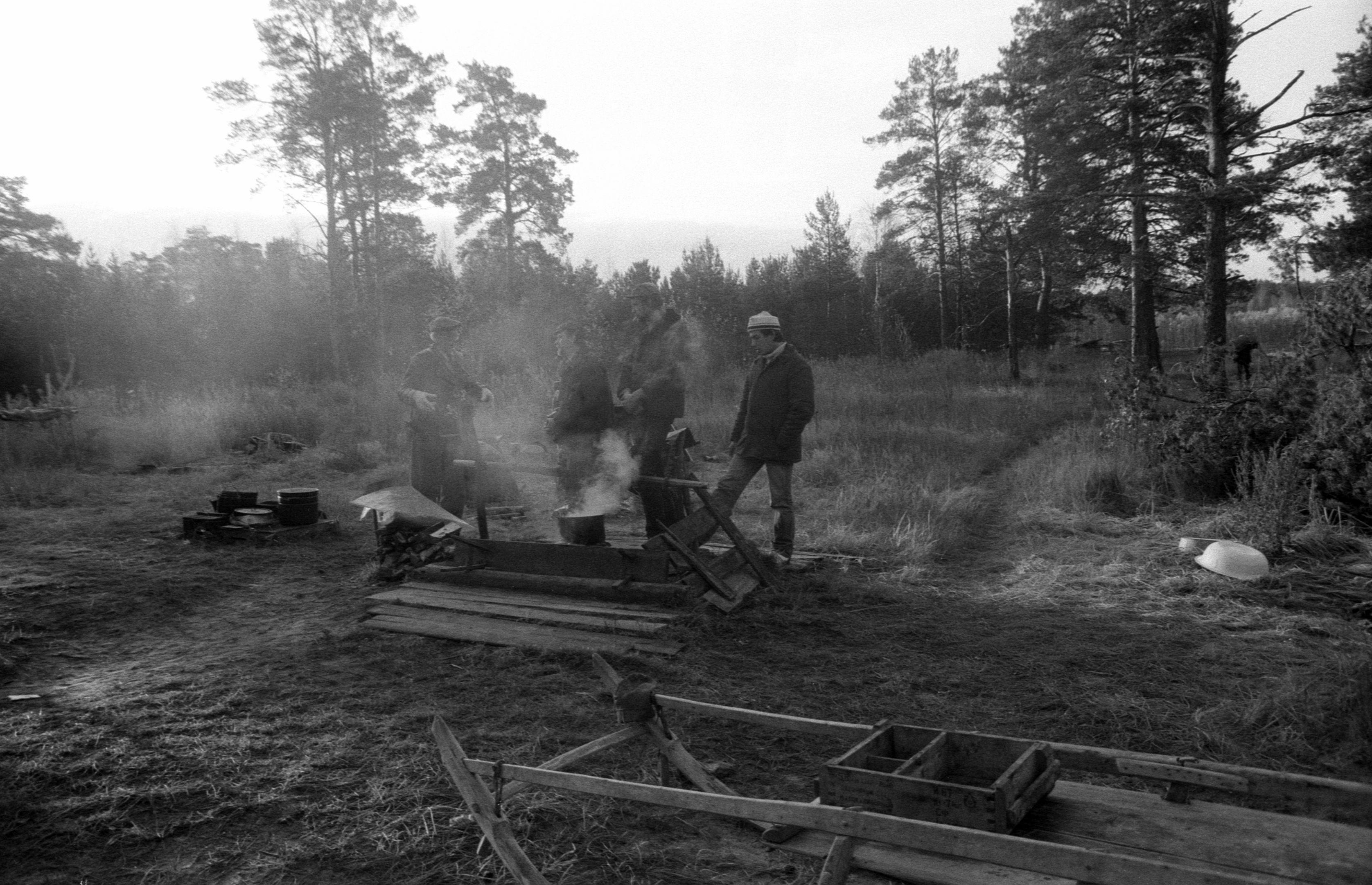 Lennart Meri fotografeerimas filmivõtetel (1985)