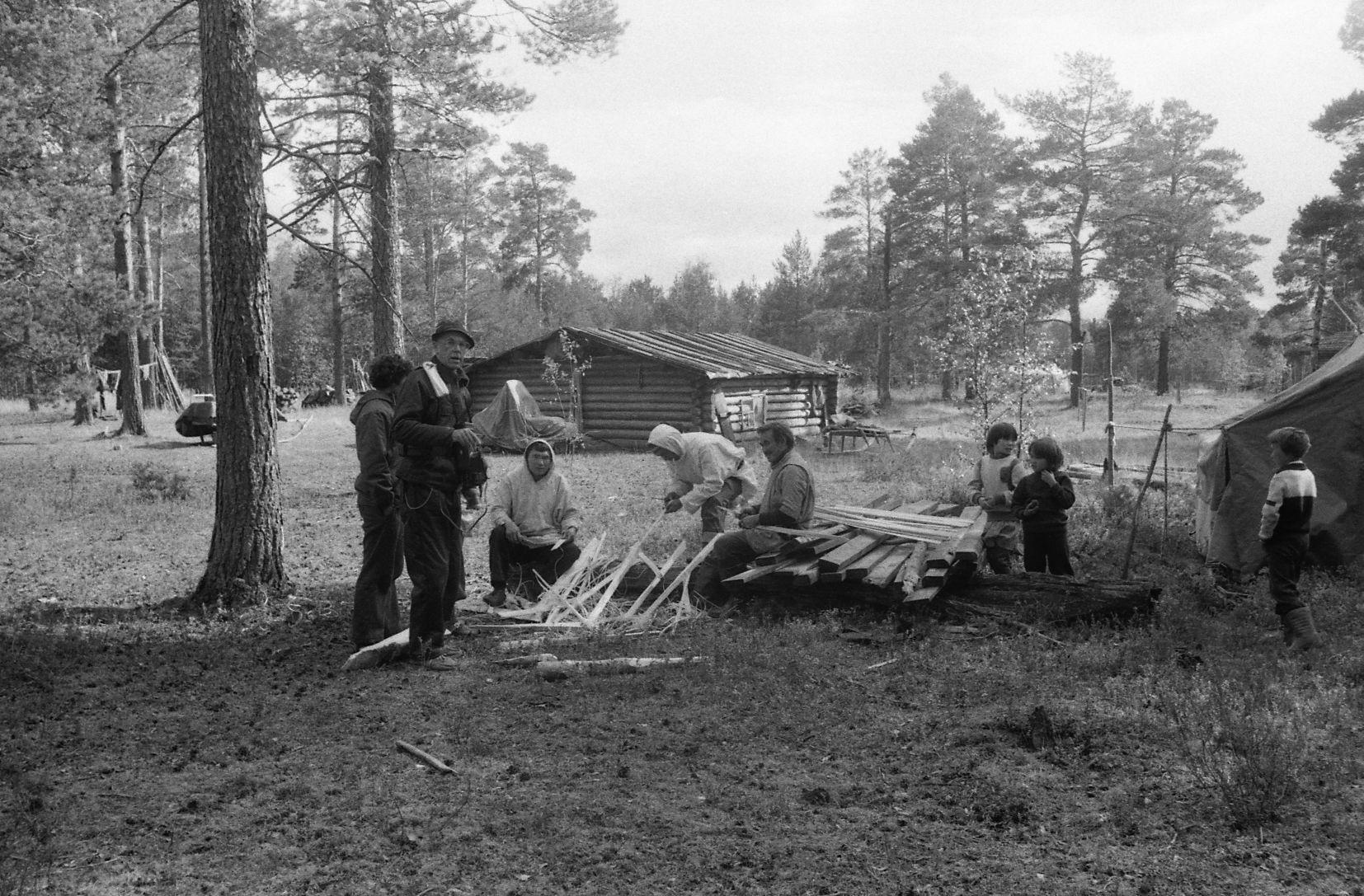 Filmivõtete argipäevad (1988) - Foto Enn Säde