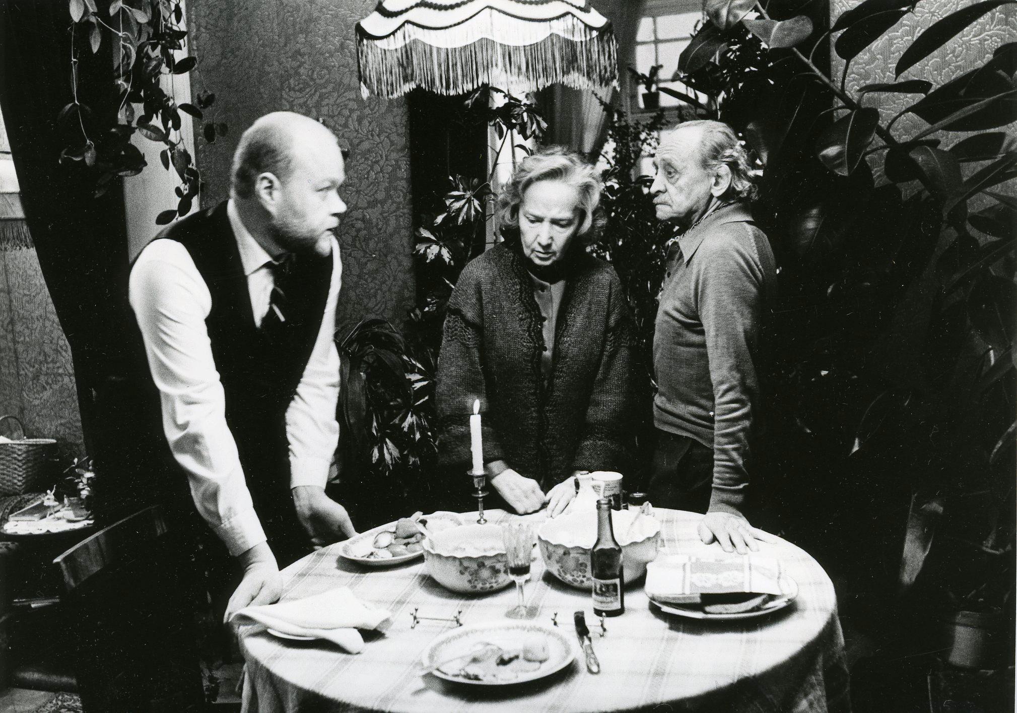 Luukase osas Ain Lutsepp, Liisbeti osas Ita Ever, Alberti osas Jüri Järvet - Foto Roland Rajamägi