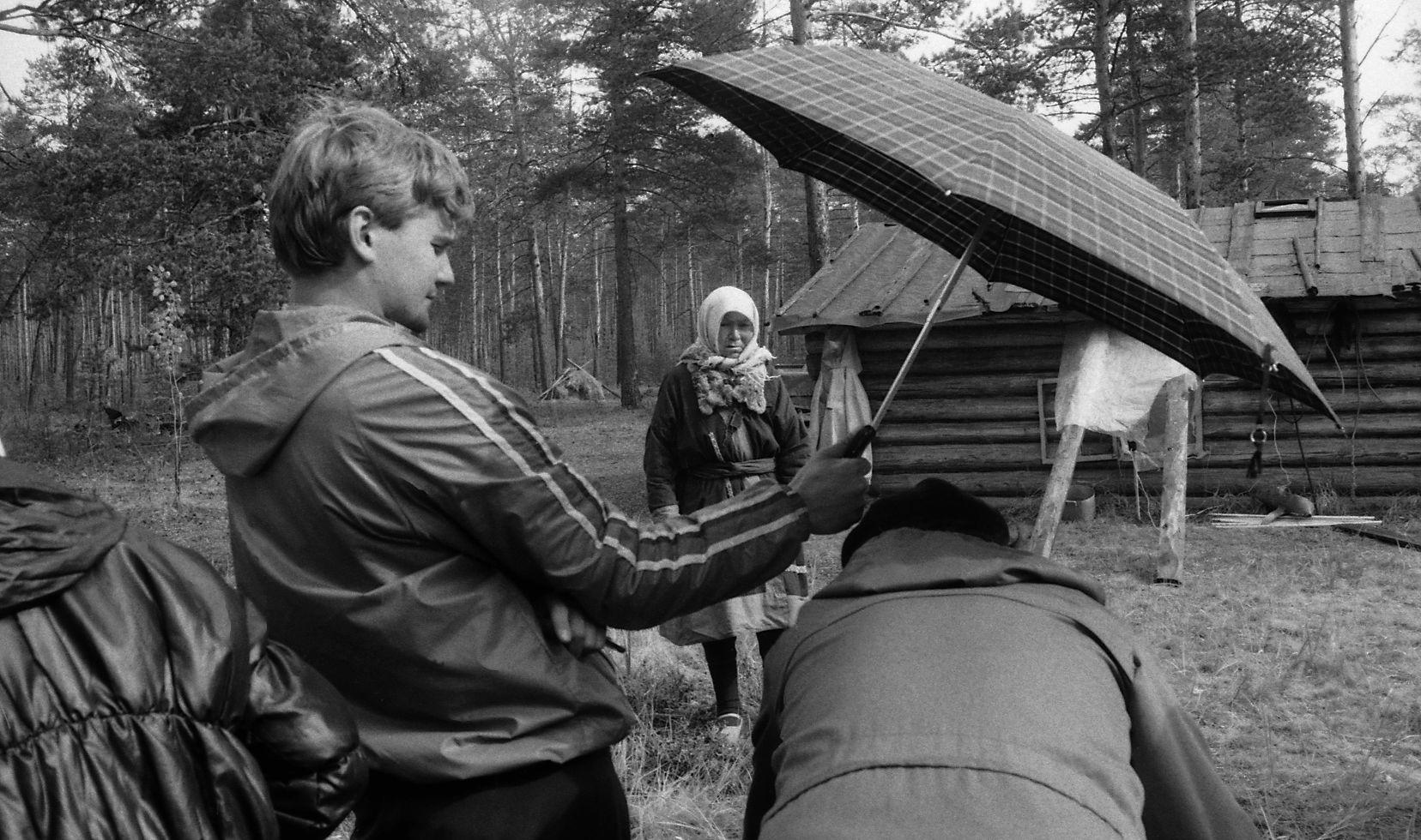 Tõltšinite juures (1988) - Foto Enn Säde