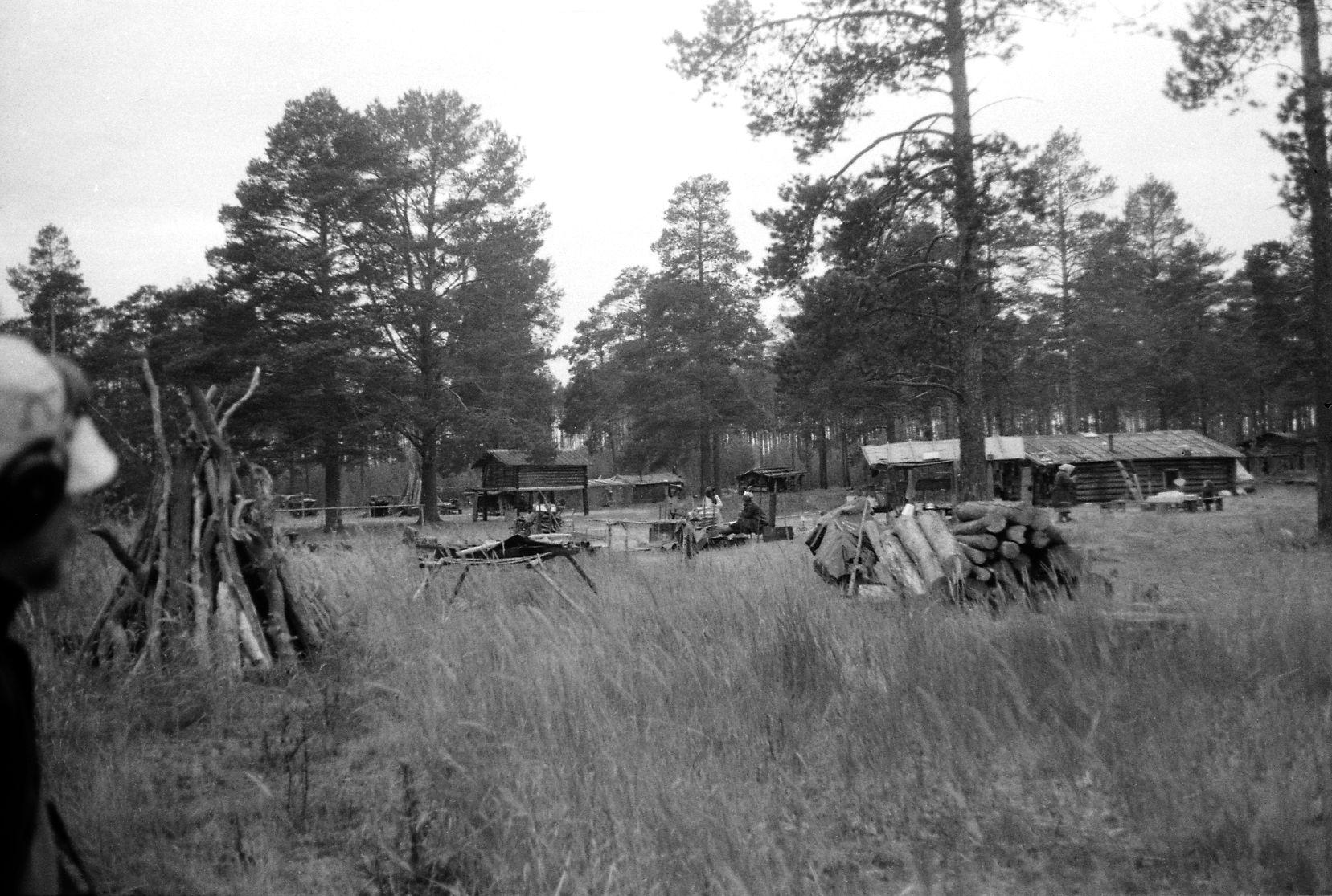 Tõltšinite juures (1988) - Foto Enn Säde