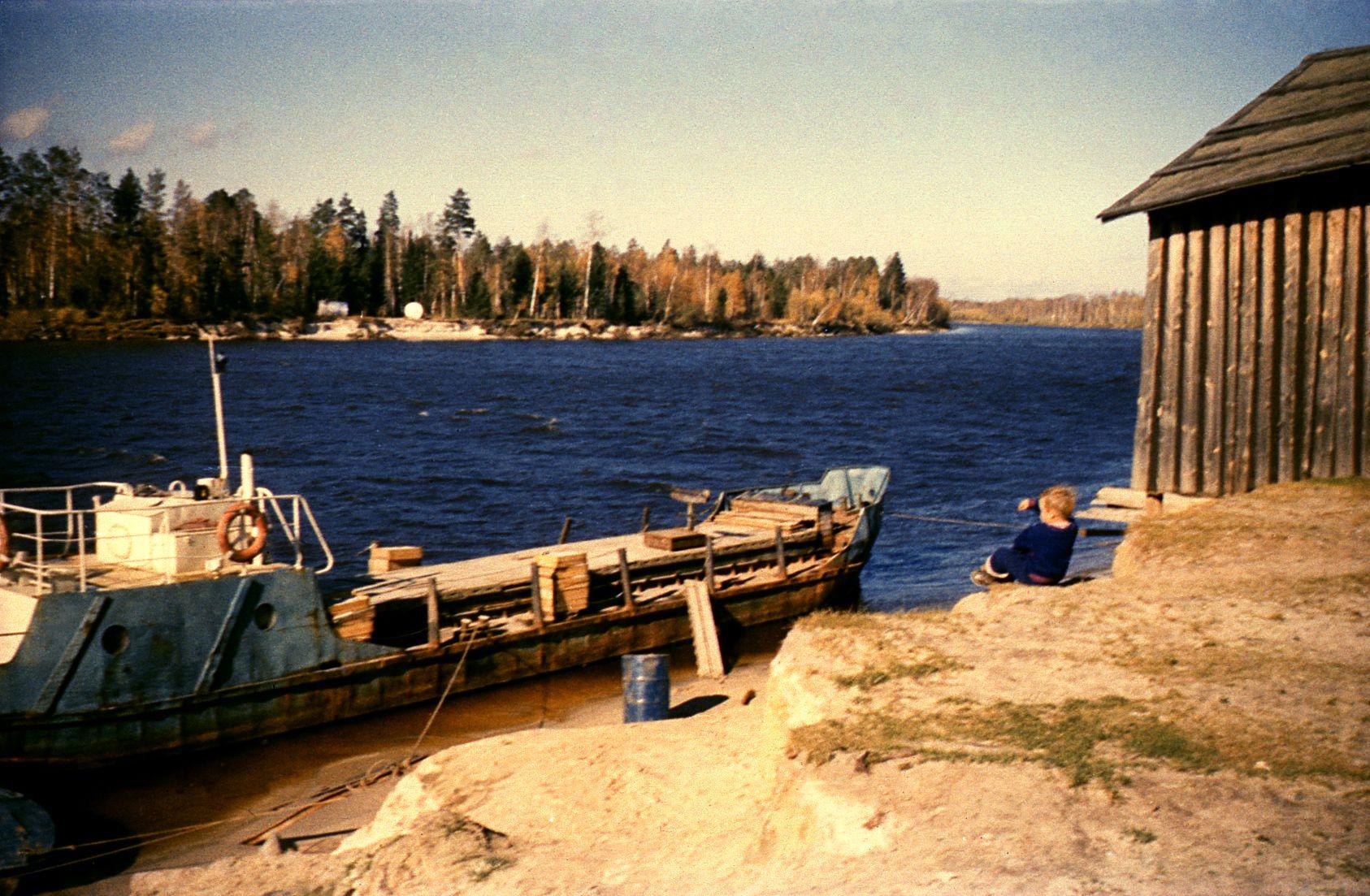 Filmigrupp Agani külas Siberis (1985) - Foto Ago Ruus