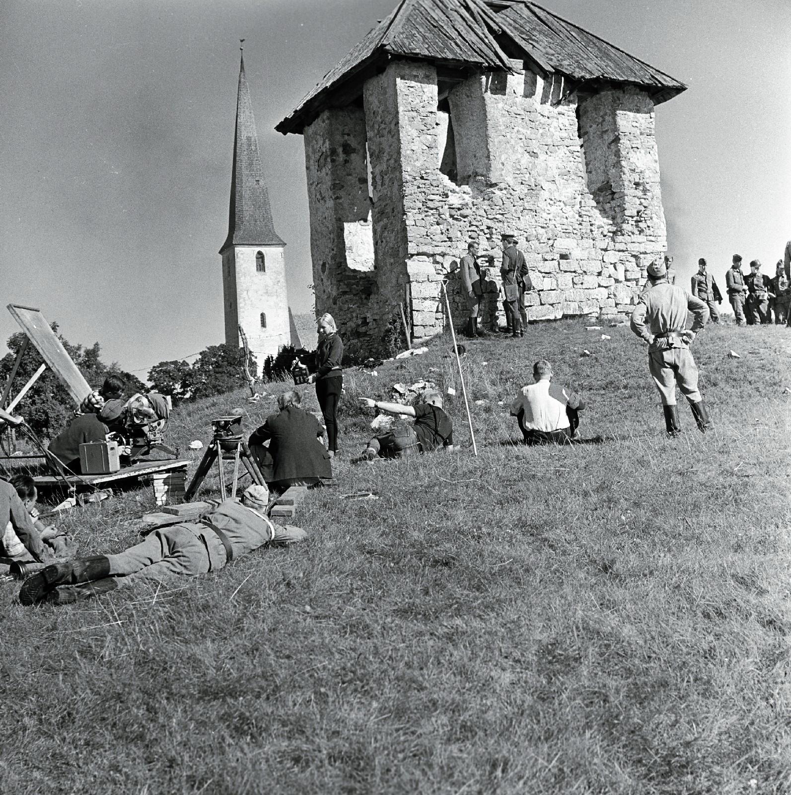 Mängufilm „Inimesed sõdurisinelis“ (1968) - Foto Oti Vasemaa - Filmiarhiivi kogu