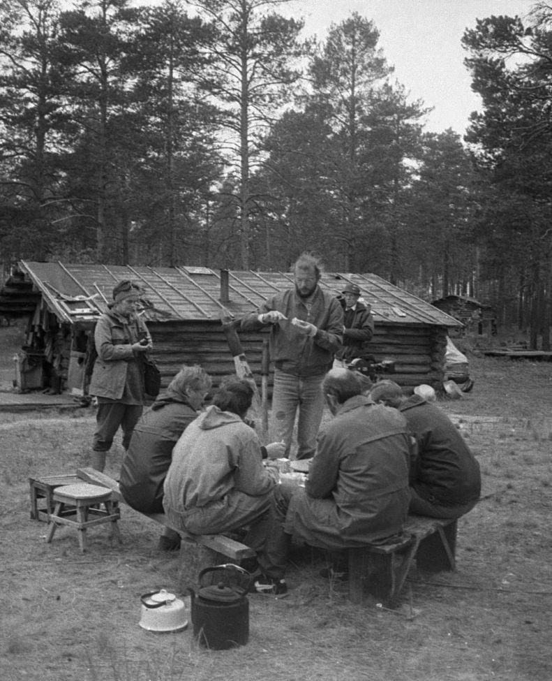 Filmigrupi söögipaus - Foto Maie Jõgi
