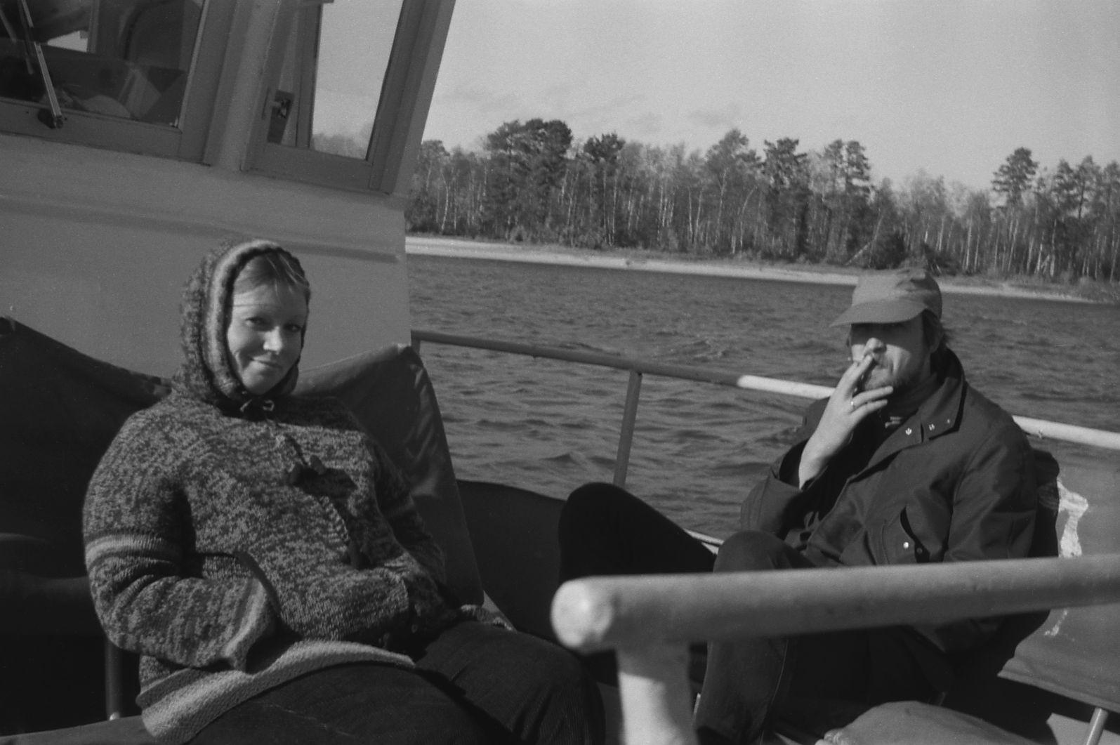 Filmigrupi laevasõit, maastikud, vahepeatus  (1985) - Foto Enn Säde