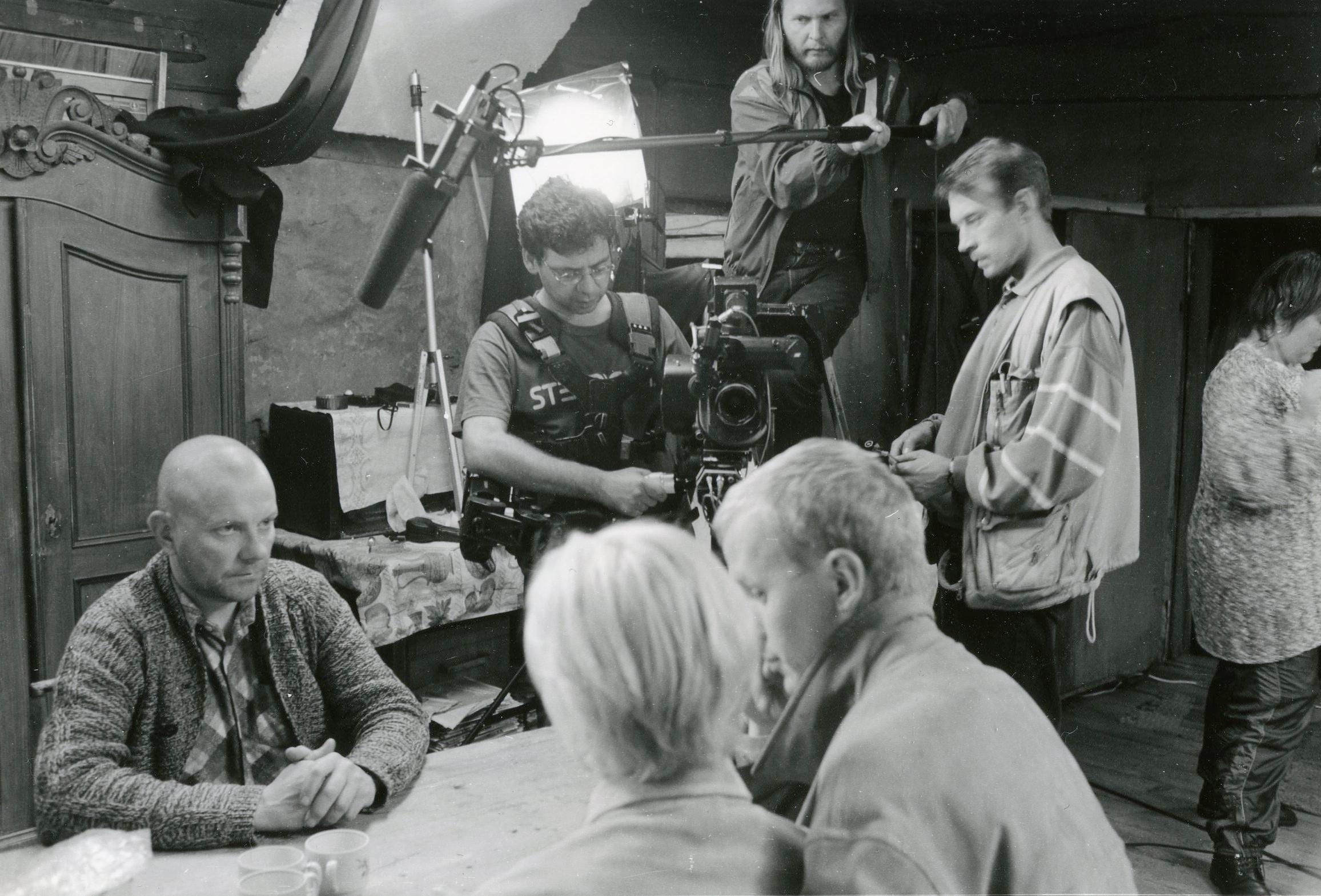Osvaldi osatäitja Andrus Vaarik, Laura osatäitja Piret Kalda, Rolandi osatäitja Jaan Tätte, steadicami operaator Bagir Rafijev, helioperaatori assistent Mati Jaska, operaatori assistent Roland Adamson - Foto Andrejs Grants