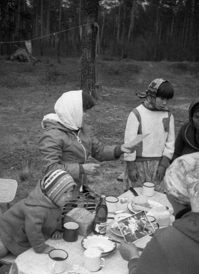 1985. aasta fotode vaatamine - Foto maie Jõgi