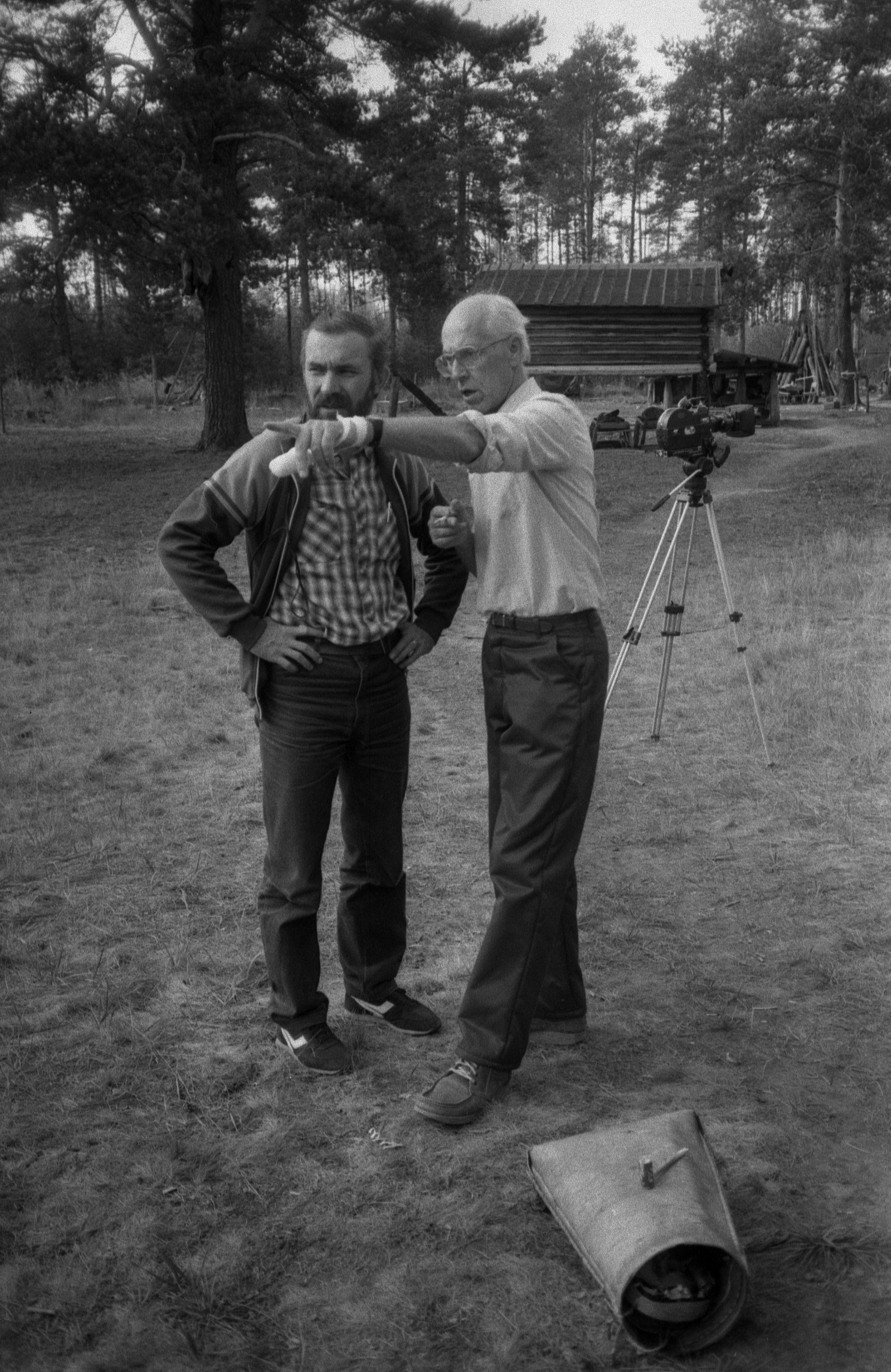 Filmigrupp hantide argipäevas (1988)