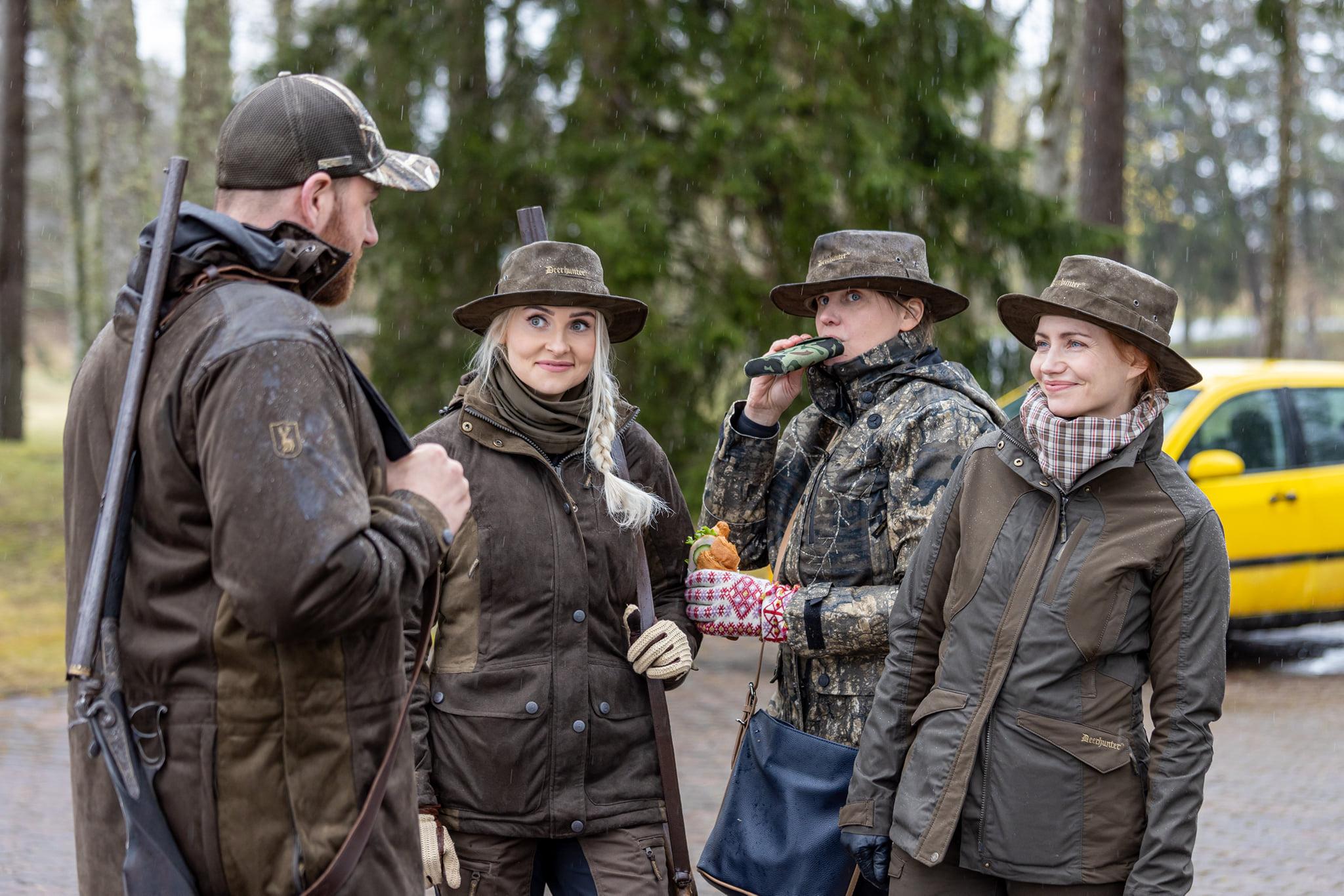 Mängufilm Jahihooaeg (2021) - Taska Film, Apollo Film Productions, Kassikuld