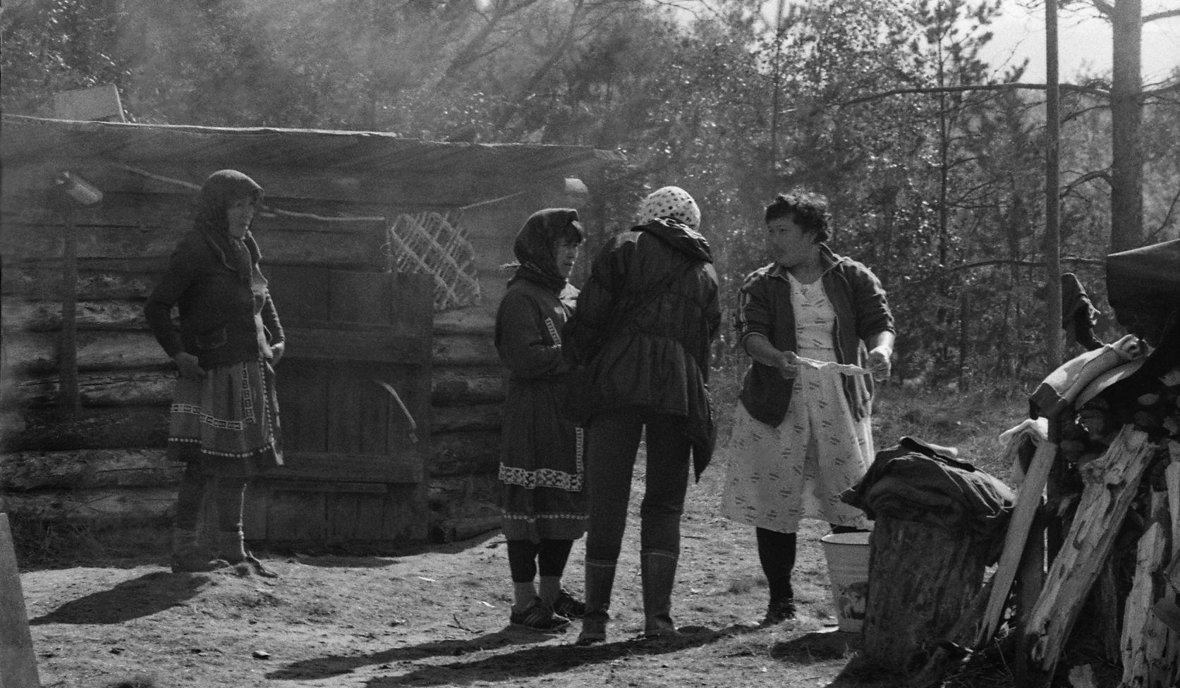 Filmivõtete argipäevad (1988) - Foto Enn Säde