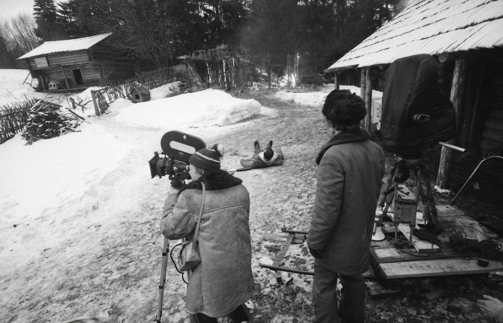 Finaali filmimine. Operaator Arvo Iho ja režissöör Olav Neuland. 