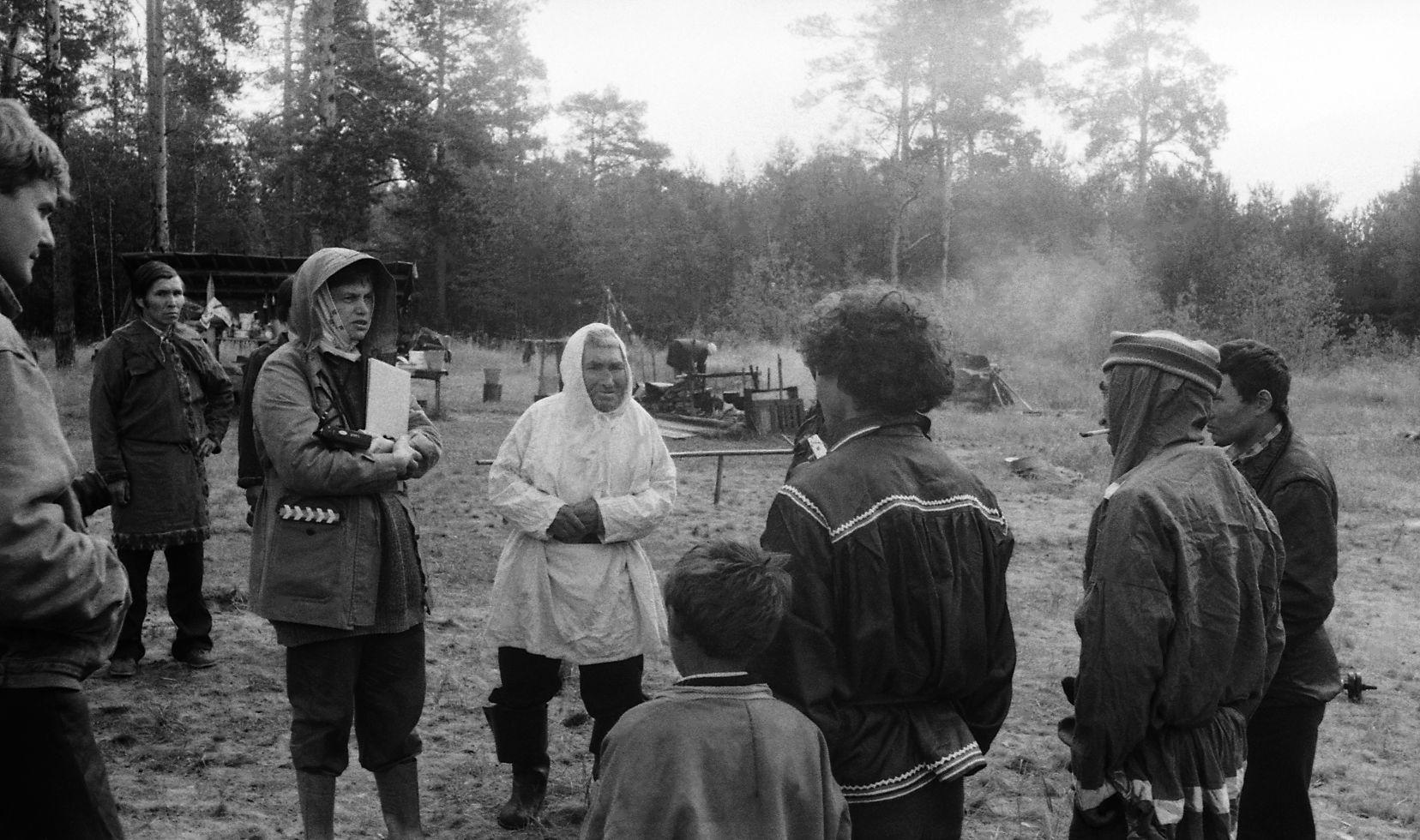 Tõltšinite juures (1988) - Foto Enn Säde