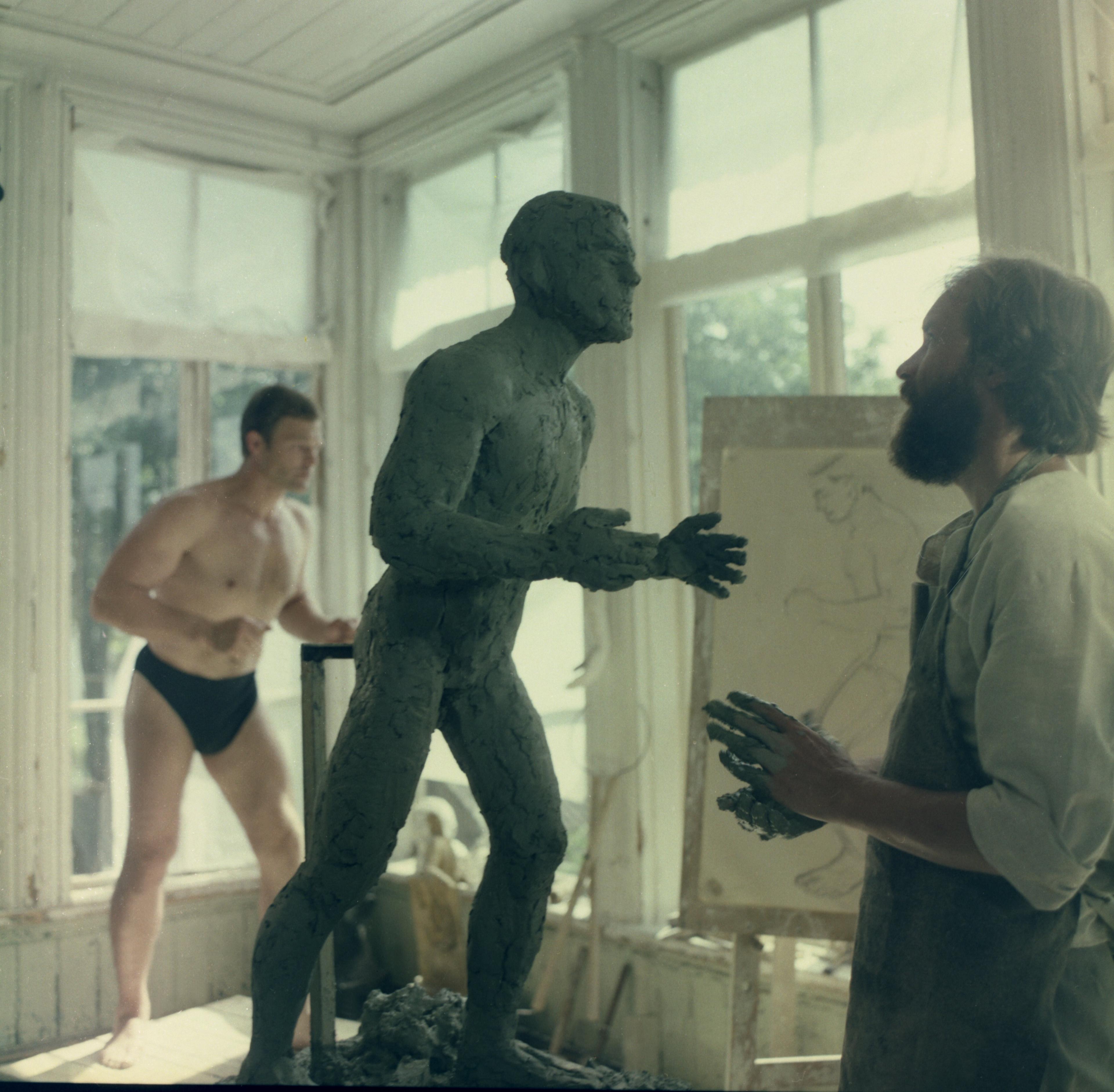 Mängufilm „Täna öösel me ei maga“ (2004) - Kostüümikunstnik Mare Raidma - Foto Ago Ruus - Mare Raidma kogu

