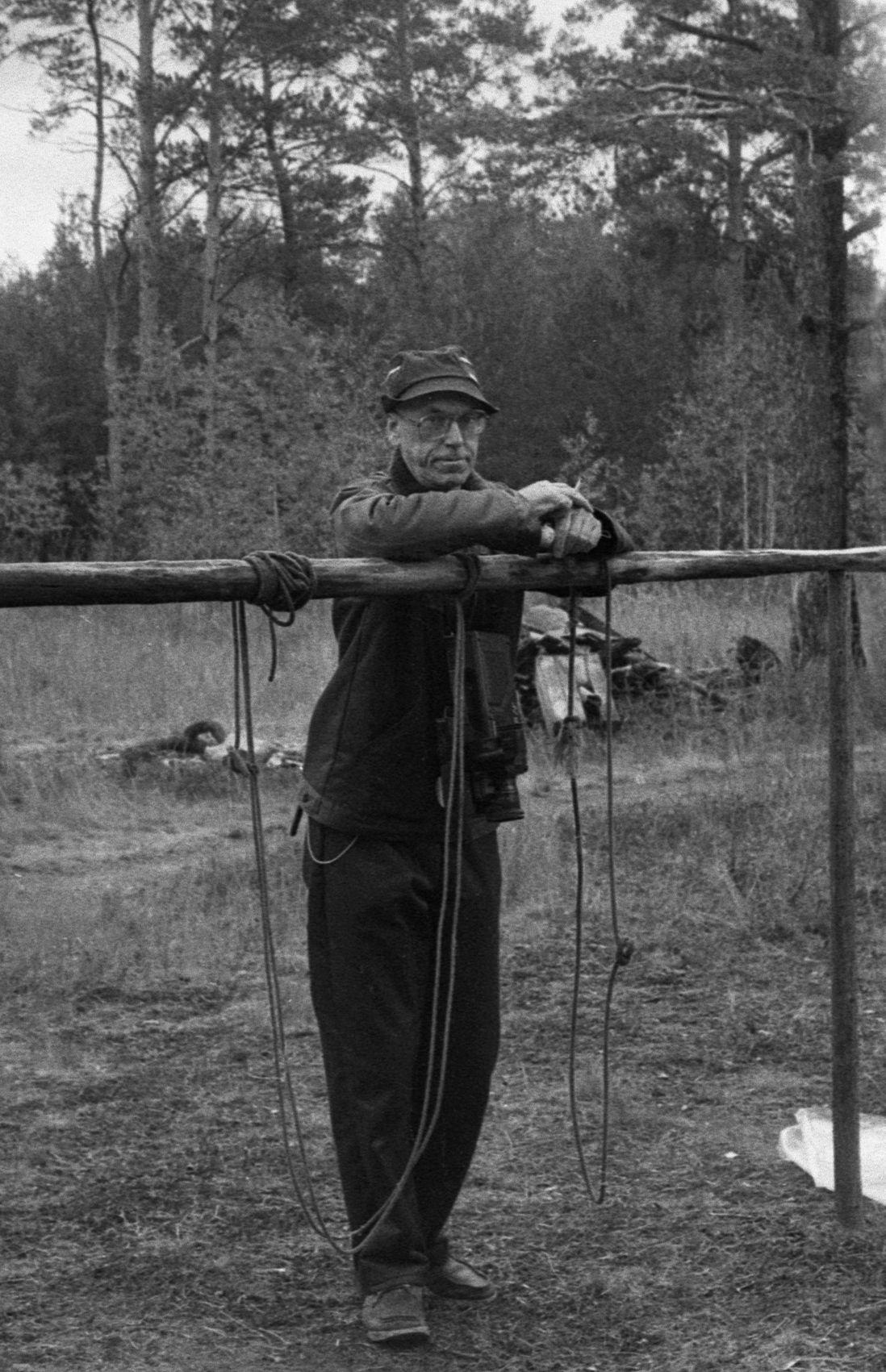Filmigrupp hantide argipäevas (1988)