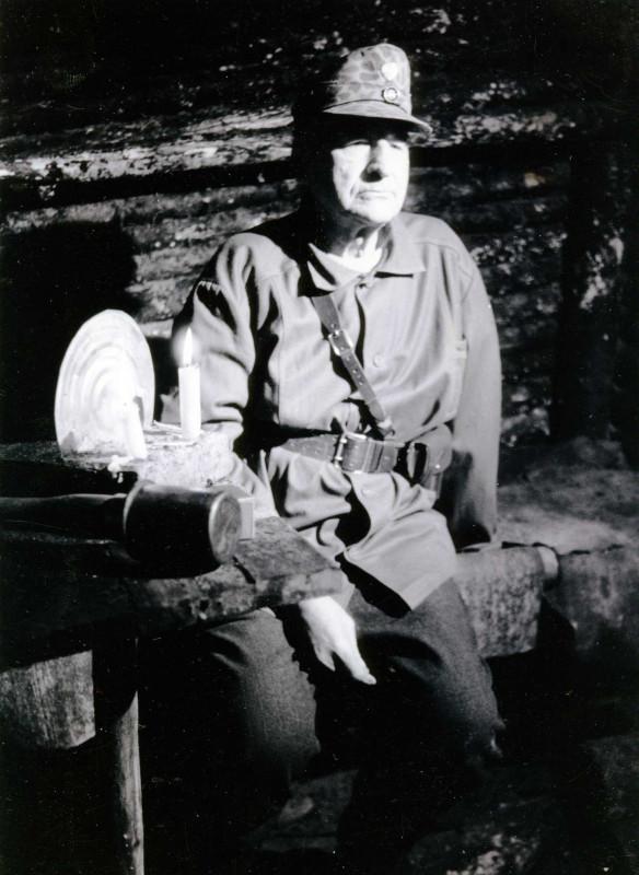 Metsavend Alfred Käärman punkris