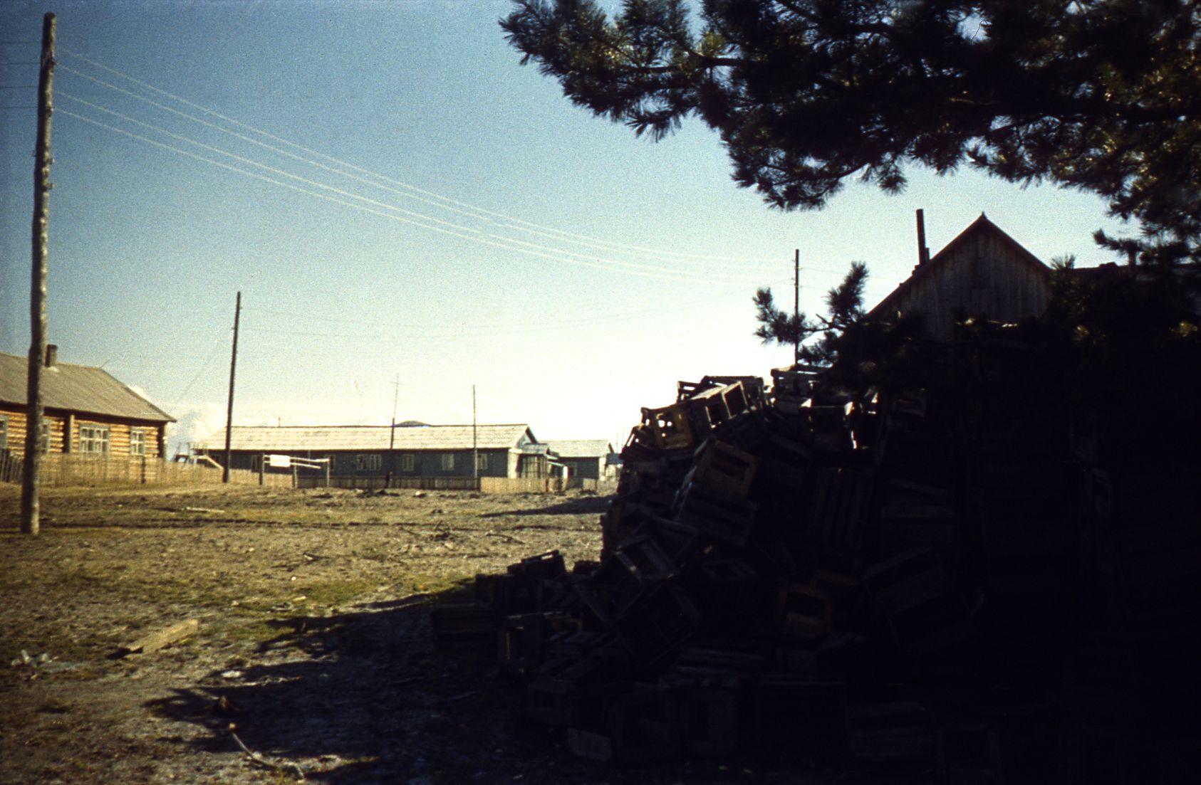 Filmigrupp Agani külas Siberis (1985) - Foto Ago Ruus