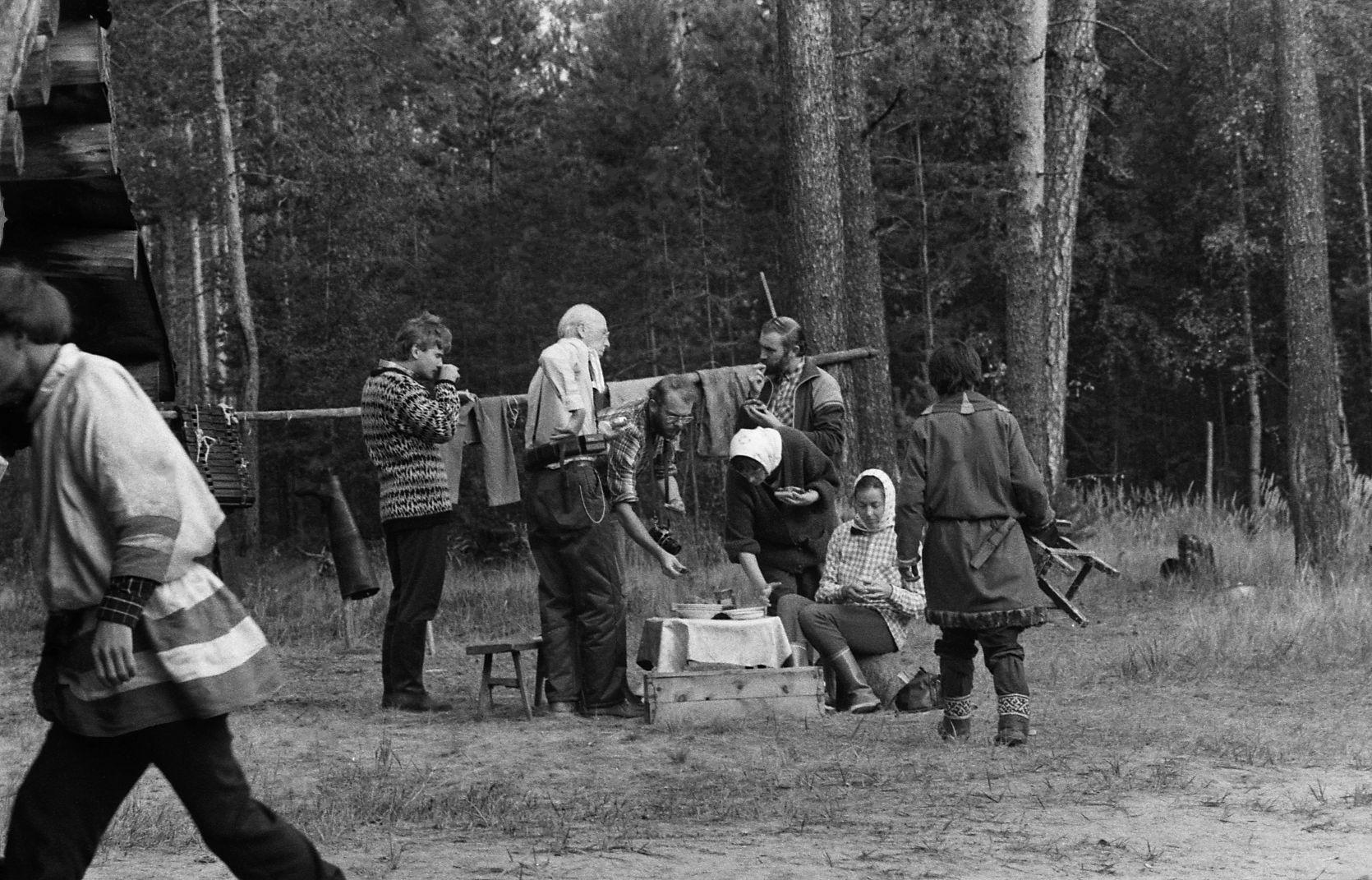 Filmivõtete argipäevad (1988) - Foto Enn Säde