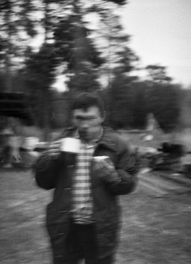 Filmigrupi söögipaus - Foto Maie Jõgi