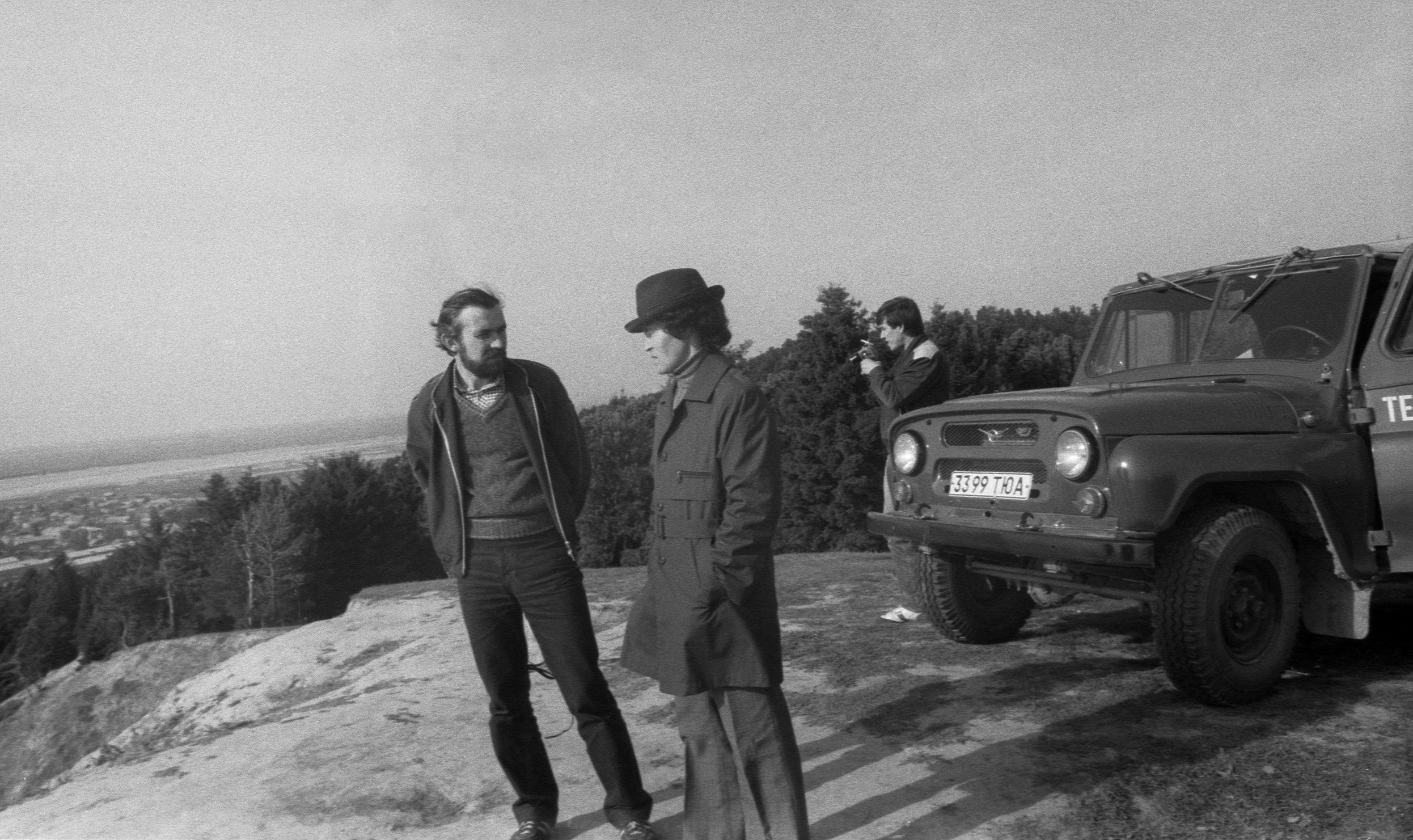 Filmivõtted Surgutis ja mäel (1985)