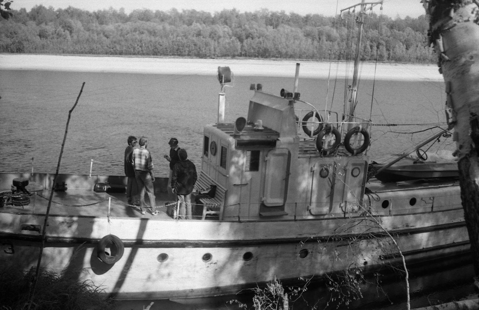 Laevasõi vahepeatusega (1988) - Foto Enn Säde