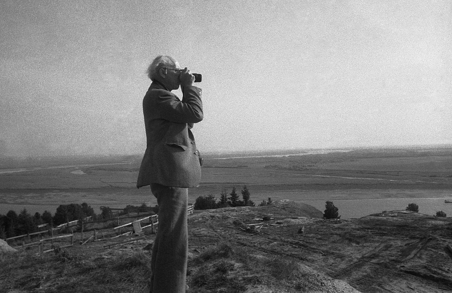 Filmivõtted Surgutis ja mäel (1985)