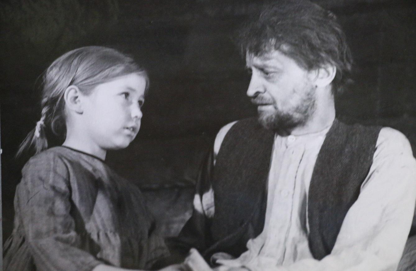 Lea Unt ja Jüri Järvet mängufilmis „Mäeküla piimamees“ (1965) - Jüri Järveti fotoalbum - Perekond Järveti kogu