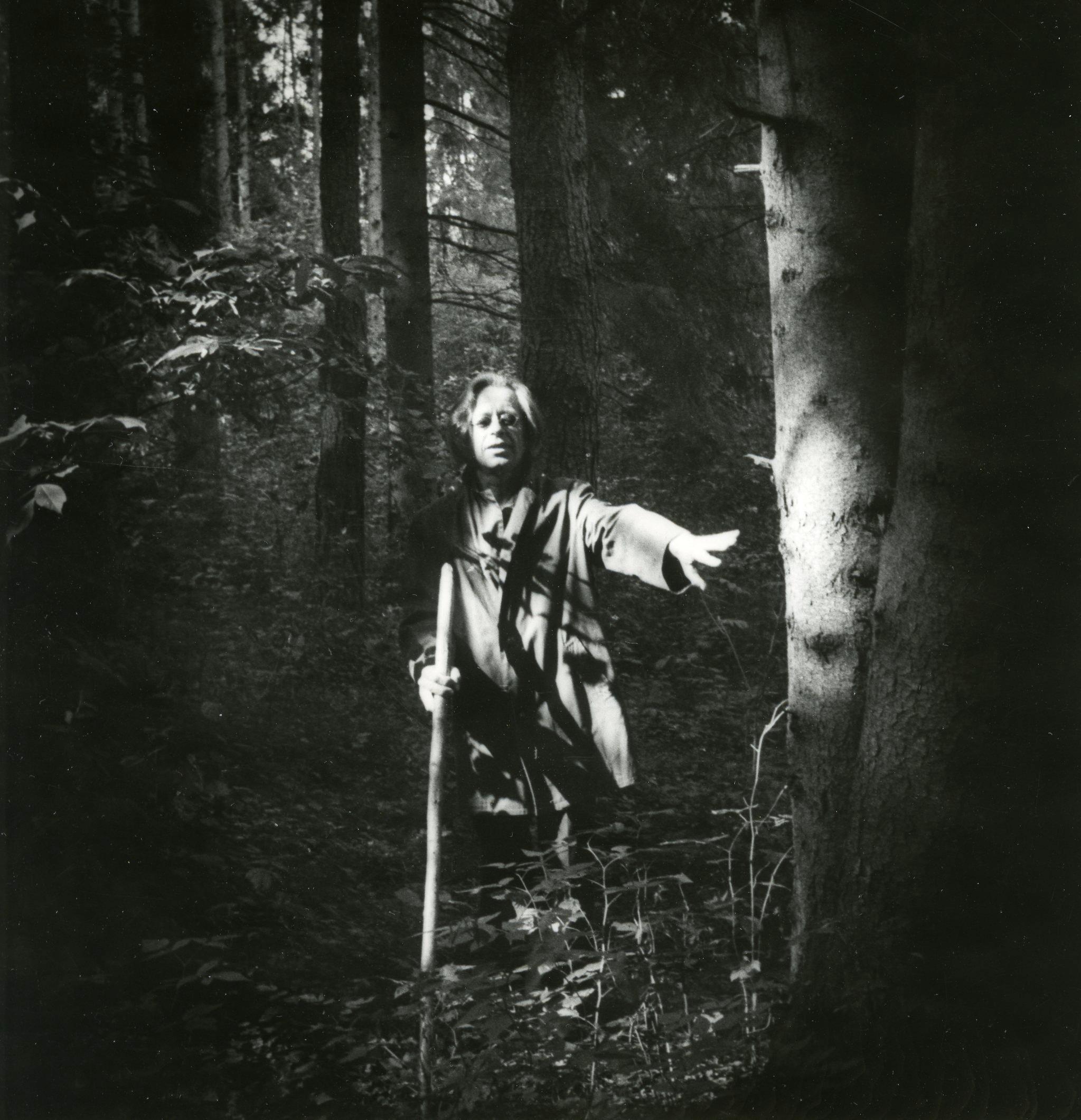 Pimeda rollis Viljandi fotograaf Elmar Veliste - Peeter Toominga kogu