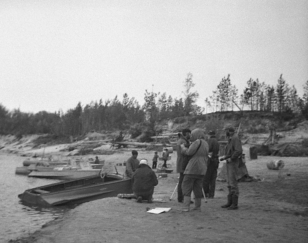 Vassili intervjuu jõe ääres - Foto Maie Jõgi