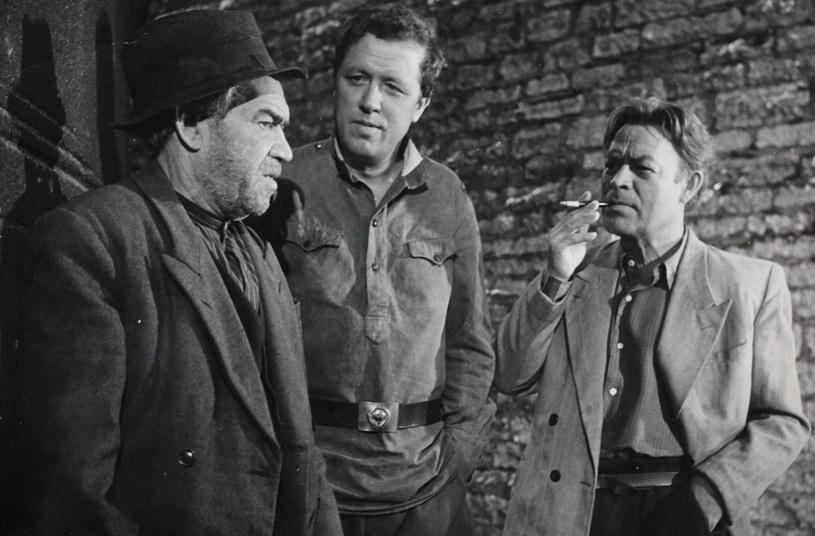 Kaarel Karm, Einari Koppel ja Paul Ruubel mängufilmis „Jäljed“ (1963) – Perekond Järveti kogu