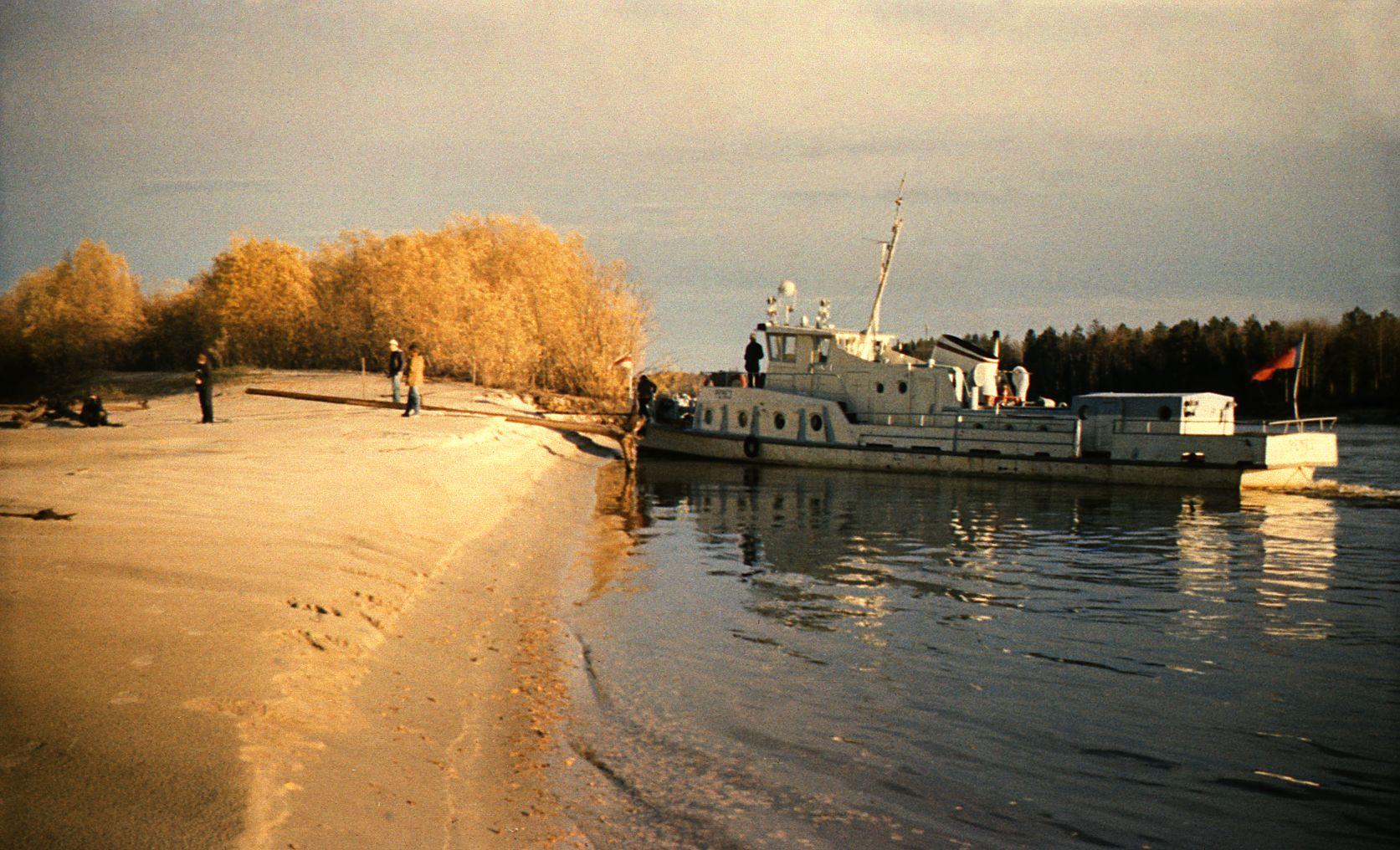 Filmigrupiga laeval - Foto Ago Ruus