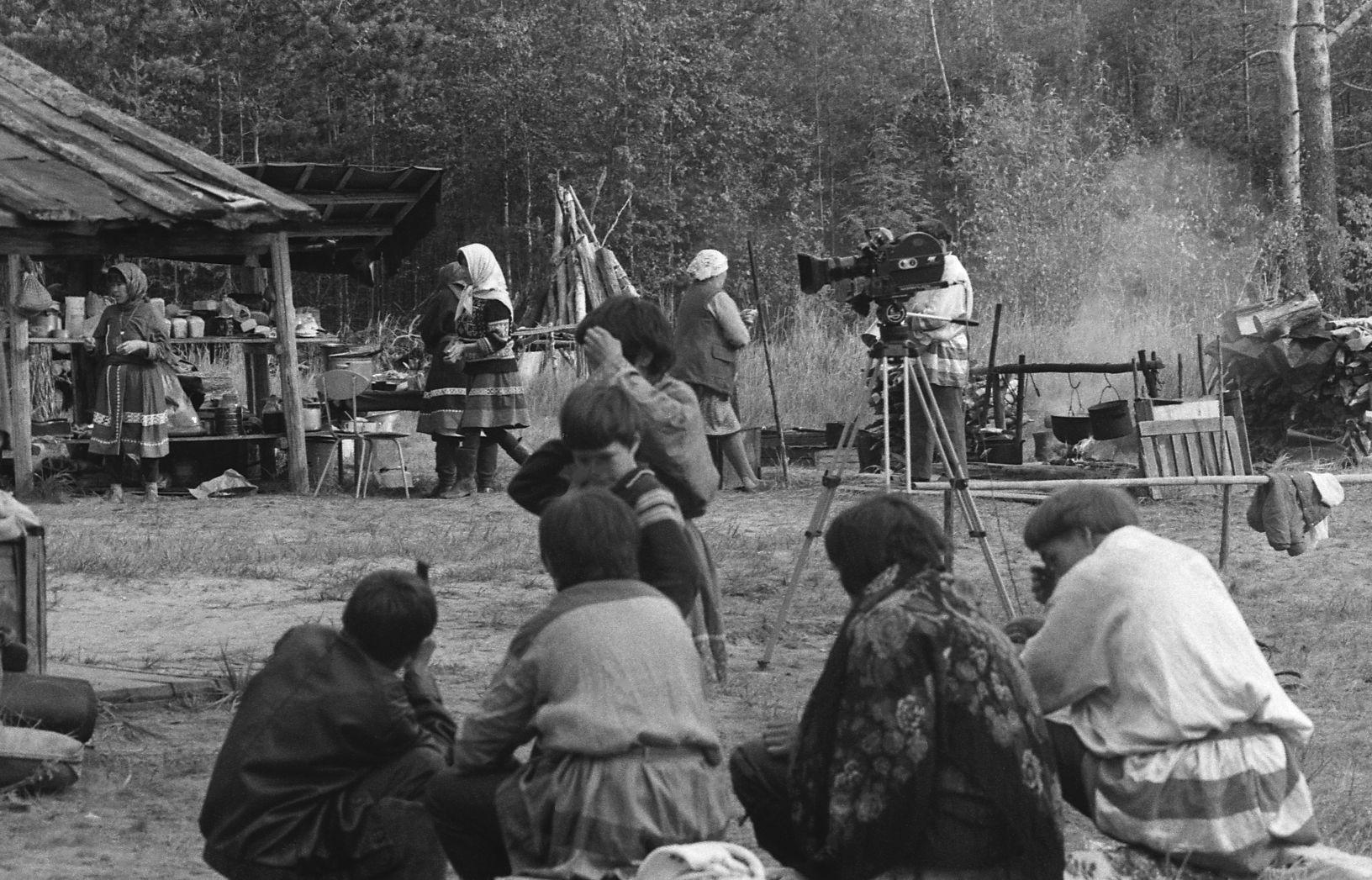 Filmivõtete argipäevad (1988) - Foto Enn Säde
