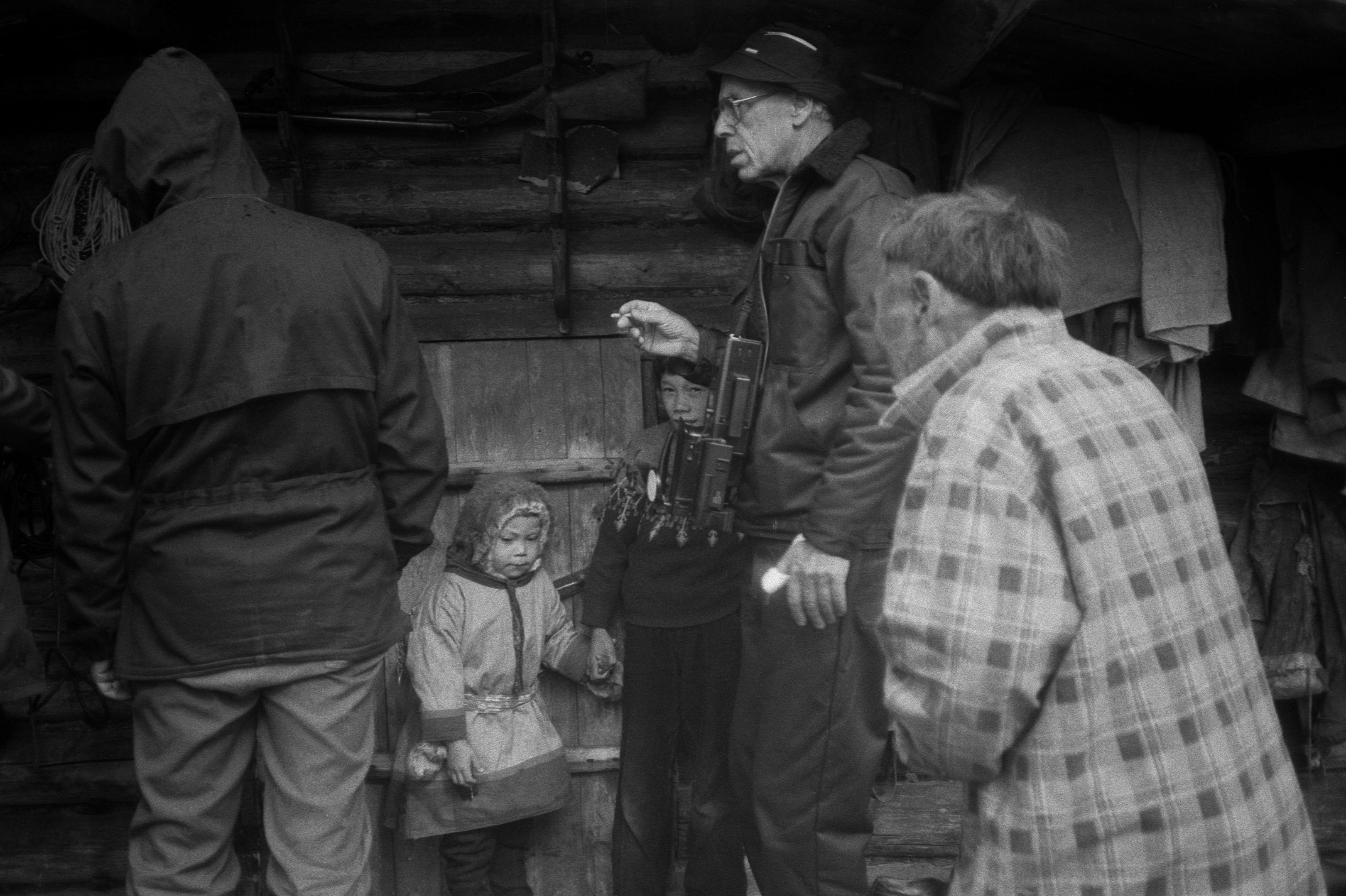 Filmigrupp hantide argipäevas (1988)