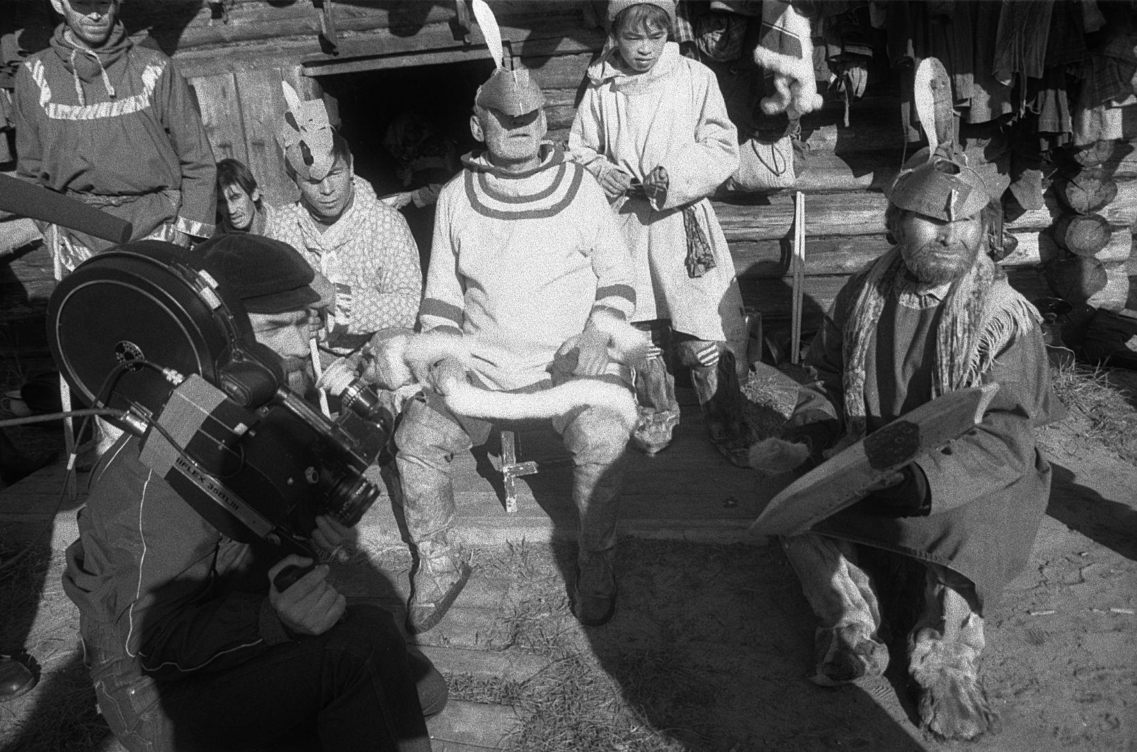 Hantide karupeiede rituaali filmimine - Foto Reet Sokmann