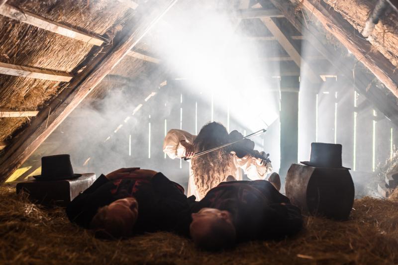Mängufilm Vigased pruudid (2023) - Foto Joosep Kivimäe - Taska Film, Apollo Film Productions
