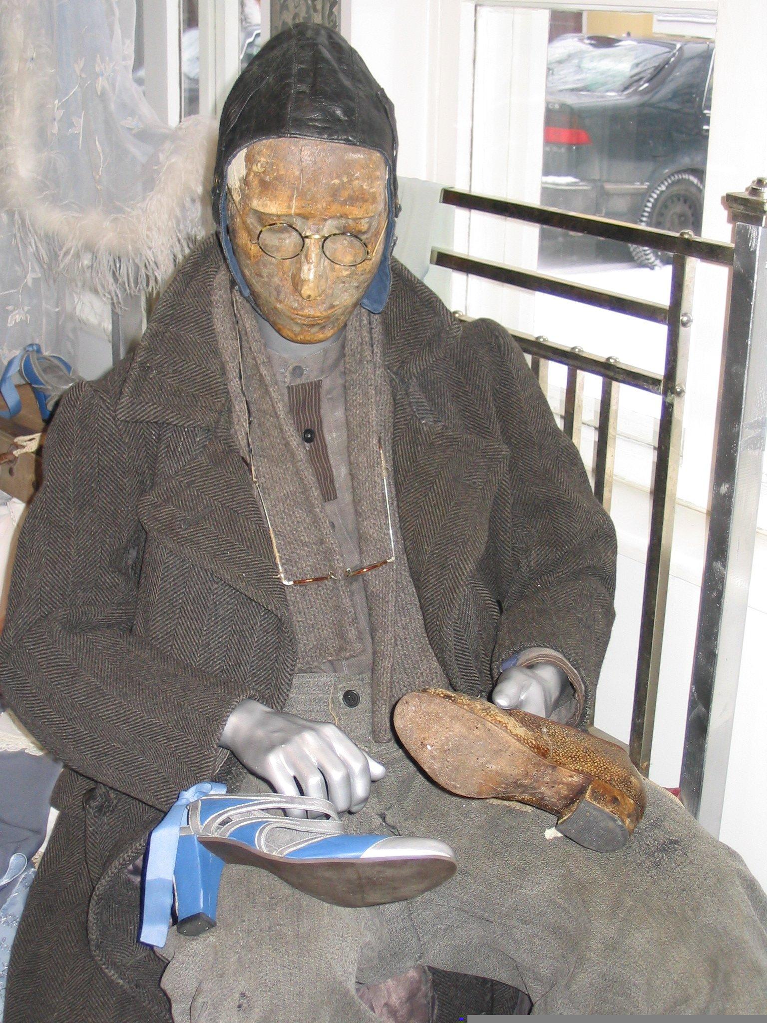 Mängufilm „Somnambuul“ (2003) - Kostüümikunstnik Mare Raidma - Foto Ago Ruus - Mare Raidma kogu