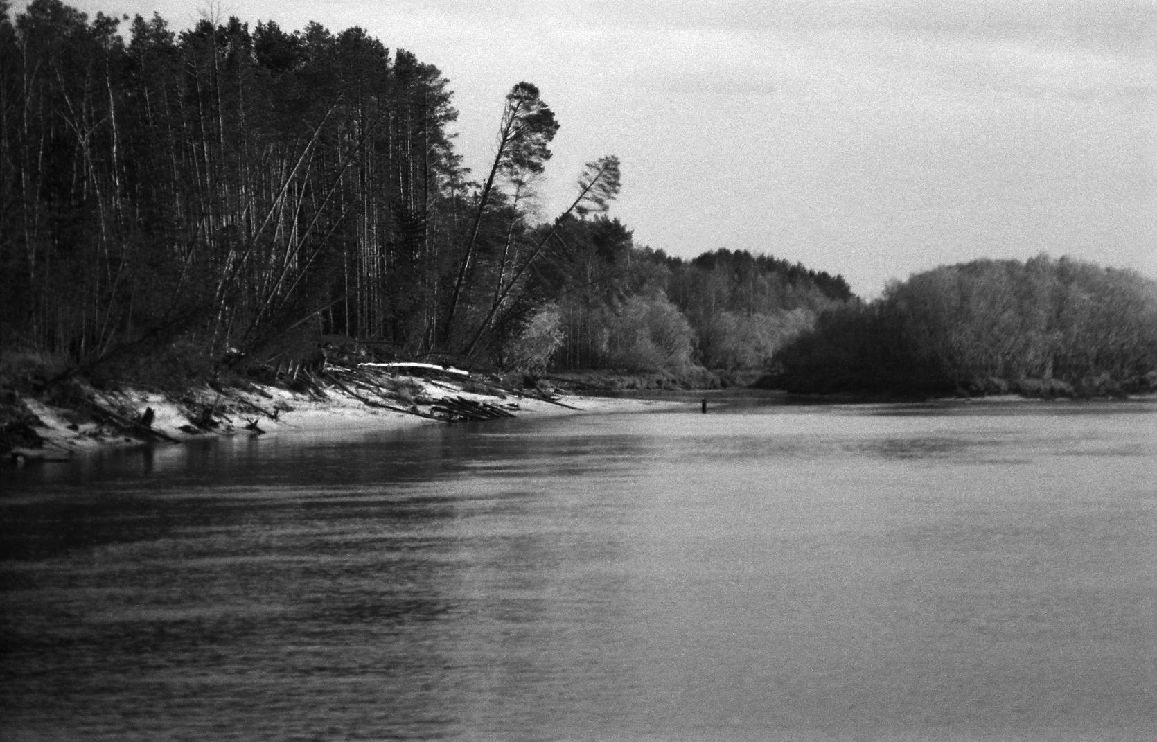 Filmigrupi laevasõit, maastikud, vahepeatus  (1985) - Foto Enn Säde