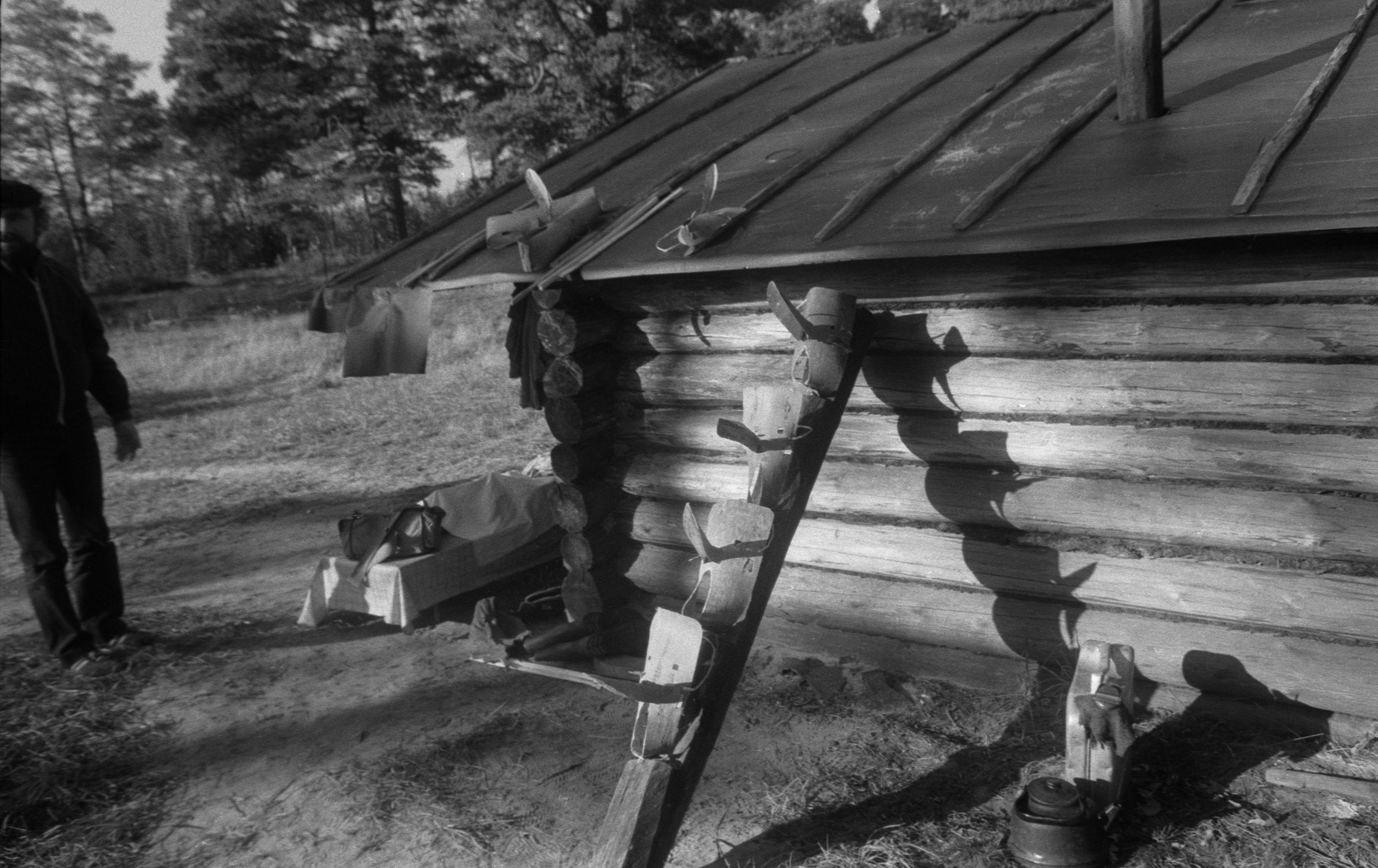 Lennart Meri fotografeerimas filmivõtetel (1985)