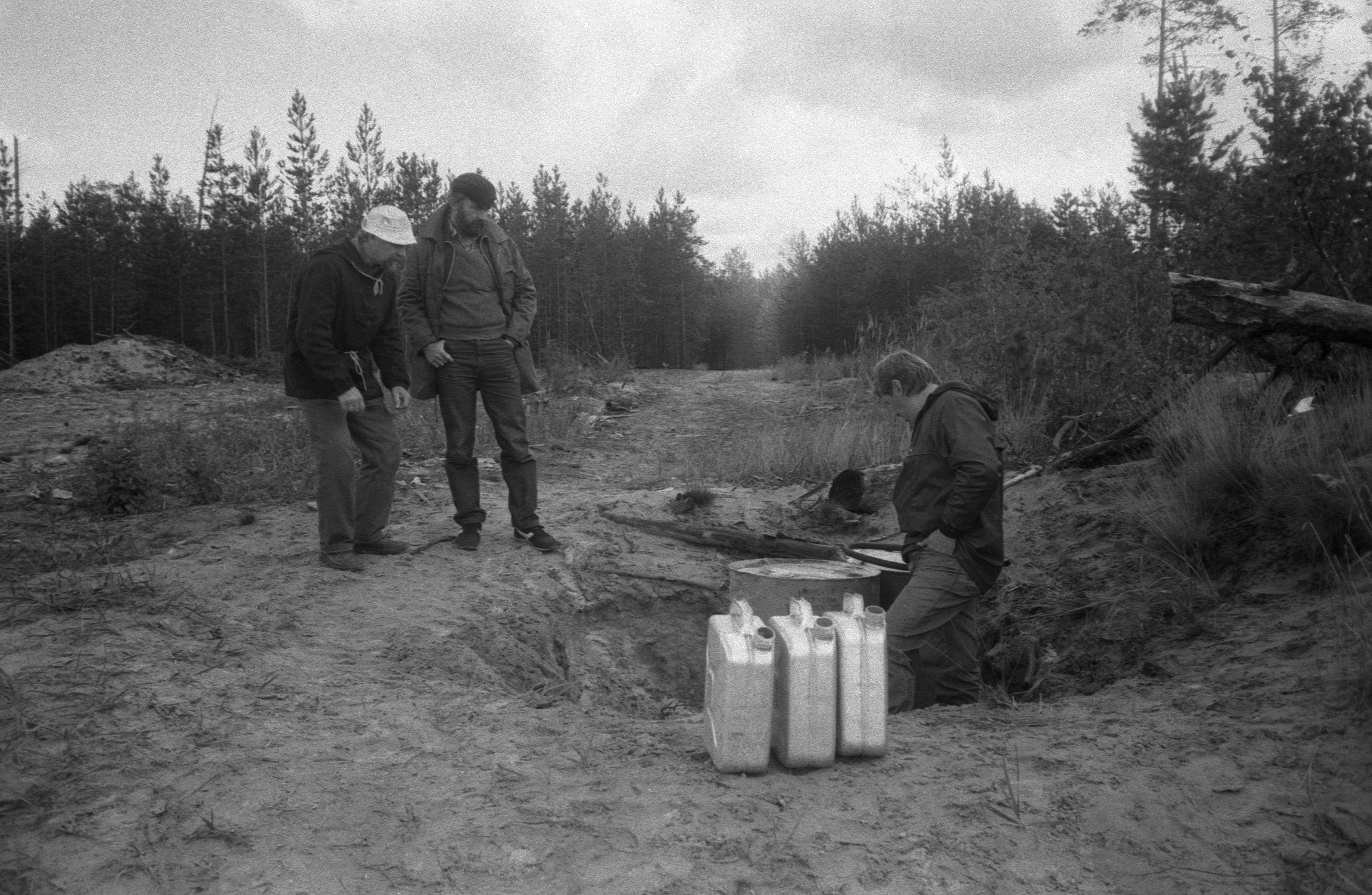 Filmigrupi bensiinivaadid ja generaatorid (1988)