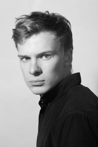 Ott-Henrik Raidmets - Foto Mark Raidpere - Lavakunstikooli 27. lend (2012-2016)