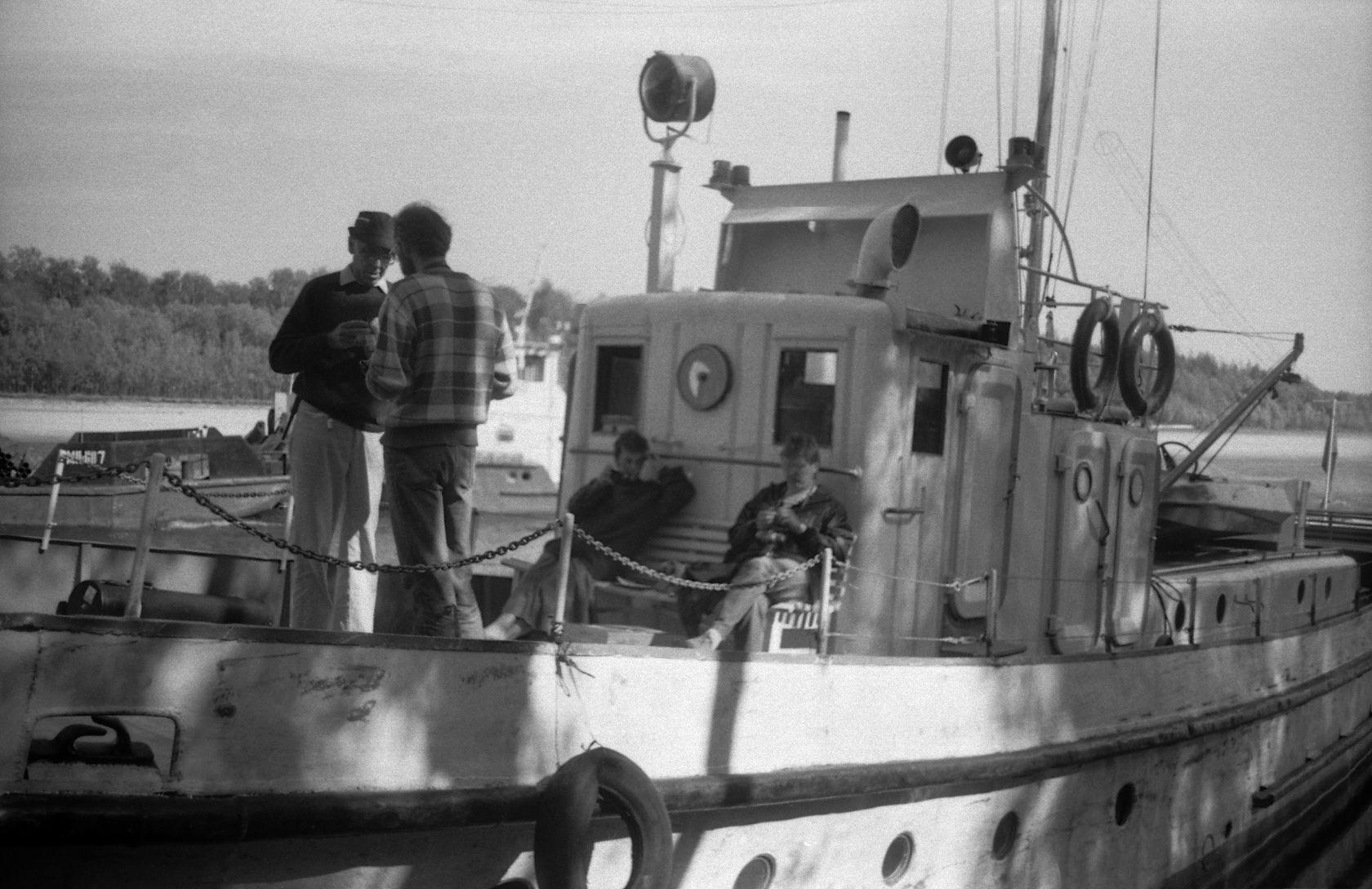 Laevasõi vahepeatusega (1988) - Foto Enn Säde