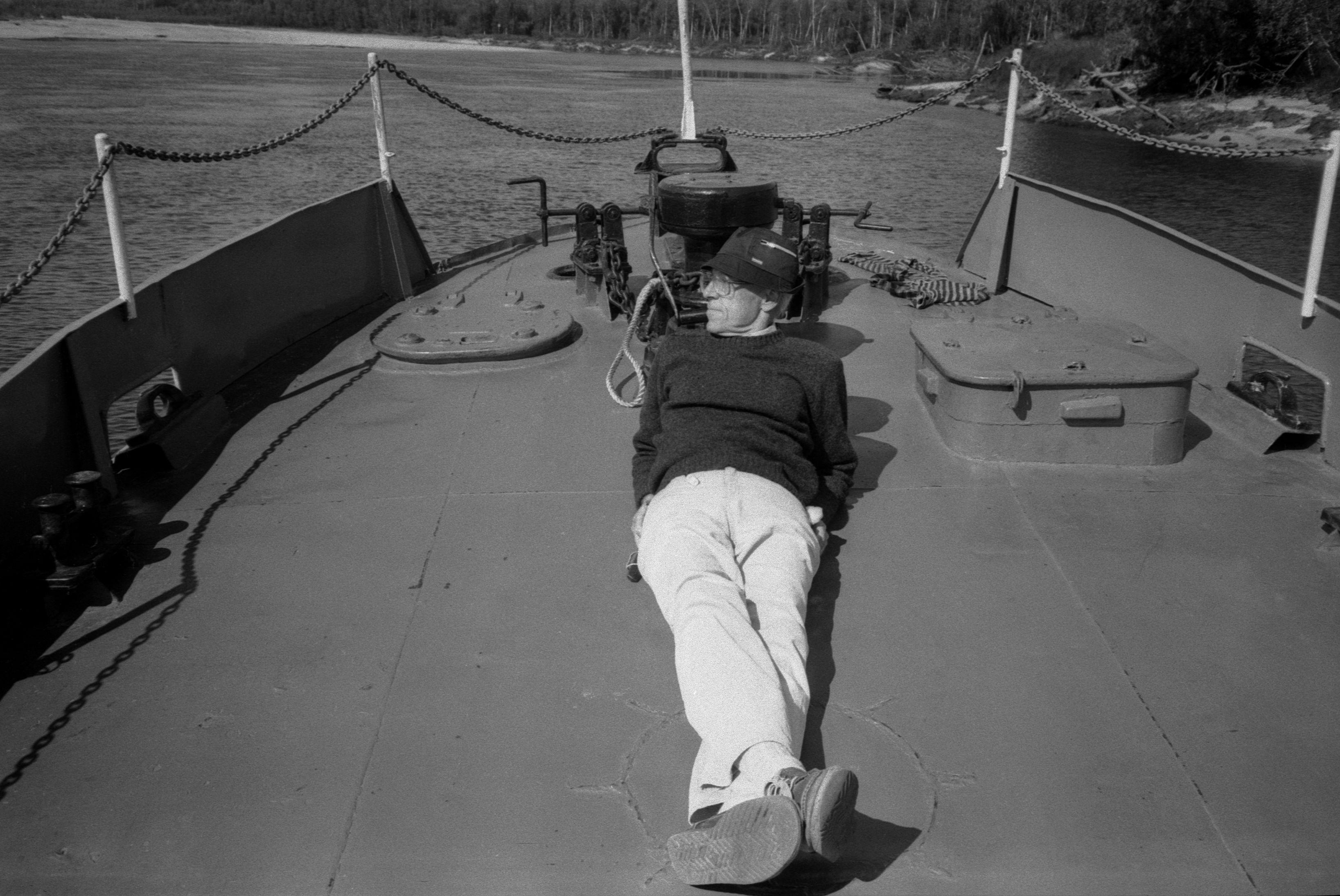 Esimesel laeval (1988)