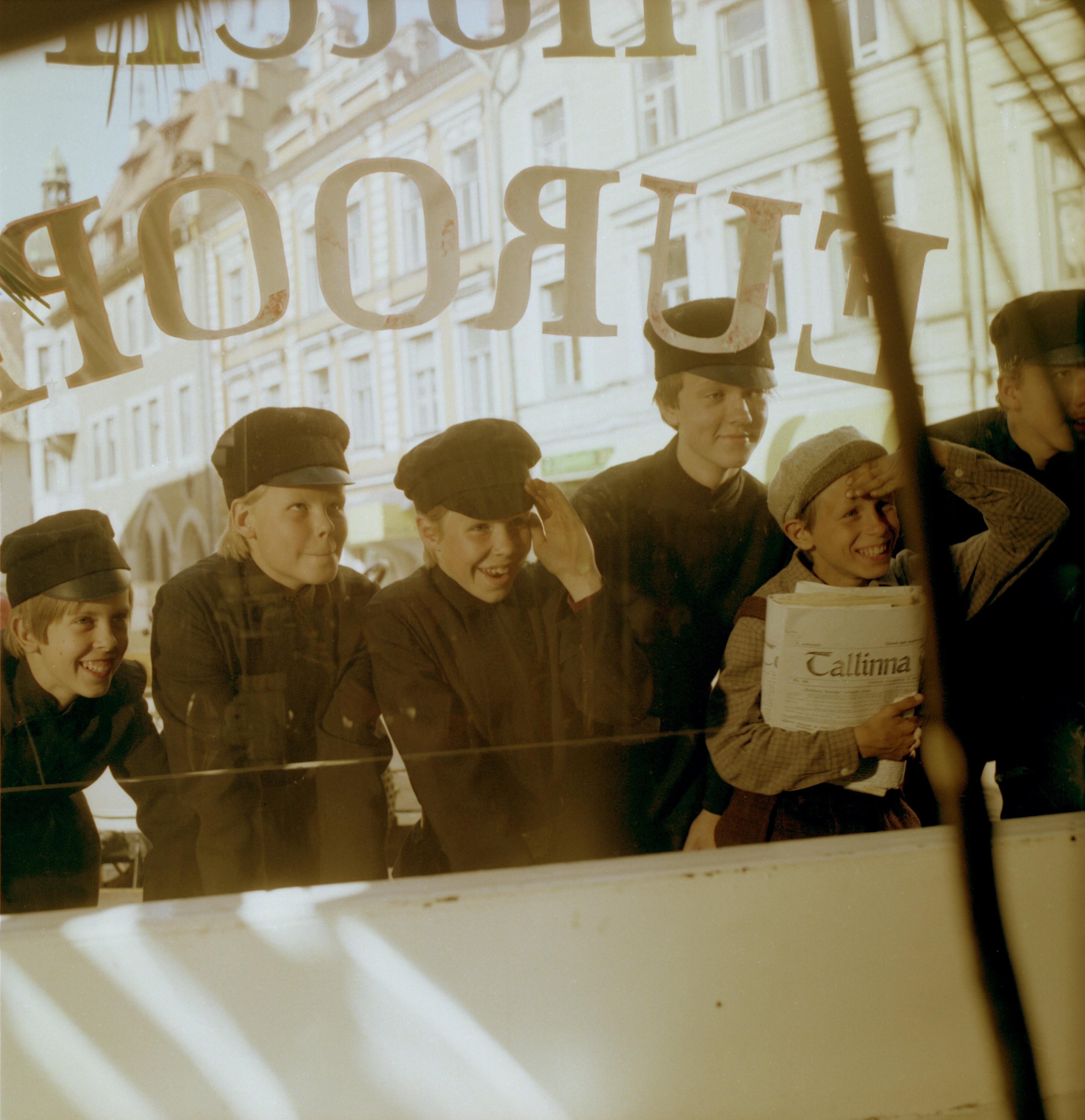 Mängufilm „Jüri Rumm“ (1994) - Kostüümikunstnik Tuulikki Tolli  - Foto Ago Ruus - Mare Raidma kogu


