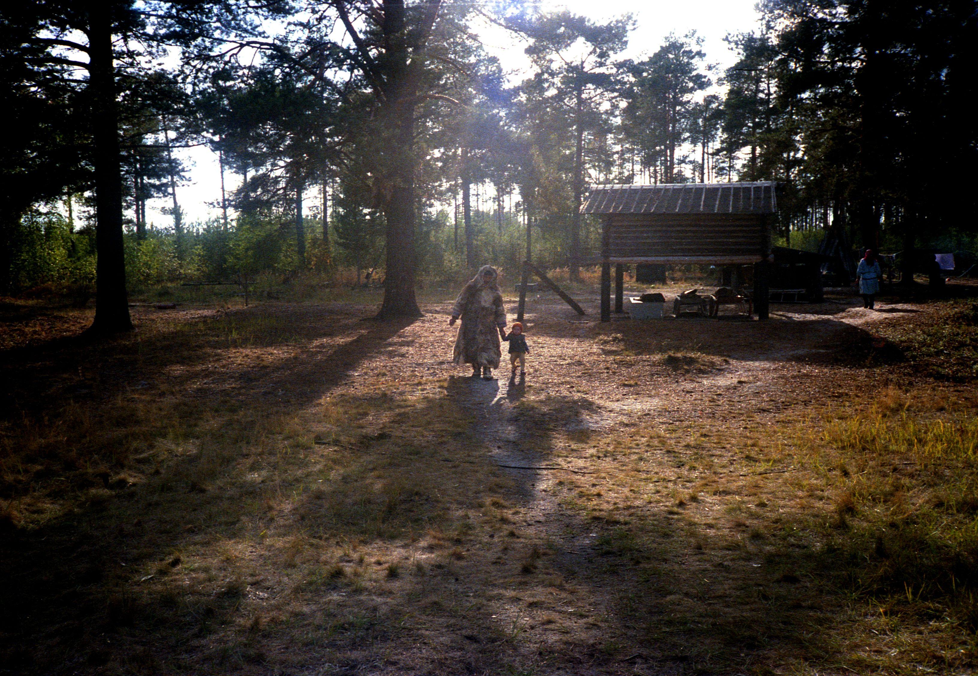 Hantide karupeiede rituaali filmimine - Foto Reet Sokmann