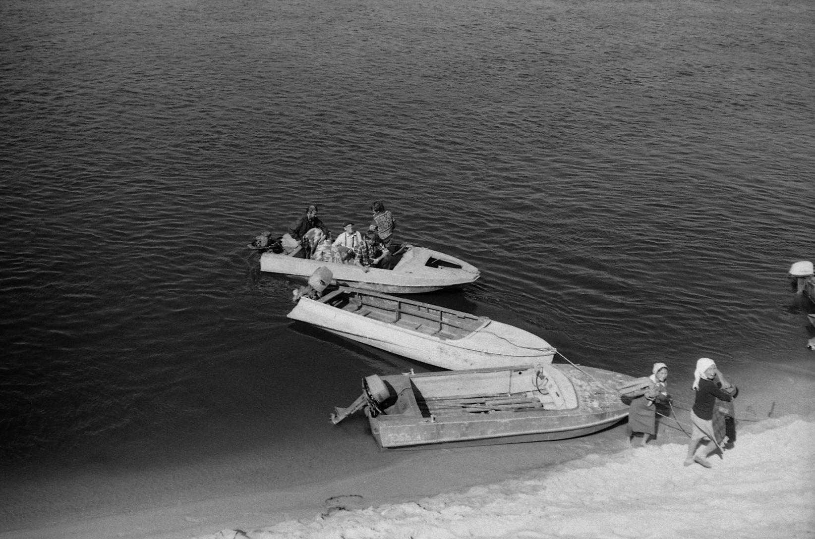 Tõltšinite juures (1988) - Foto Enn Säde