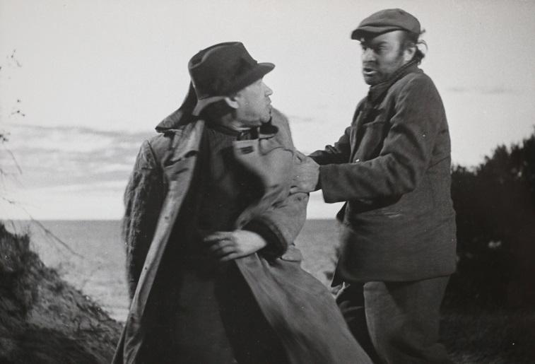 Kaarel Karm ja Rein Aren mängufilmis „Jäljed“ (1963) – Perekond Järveti kogu
