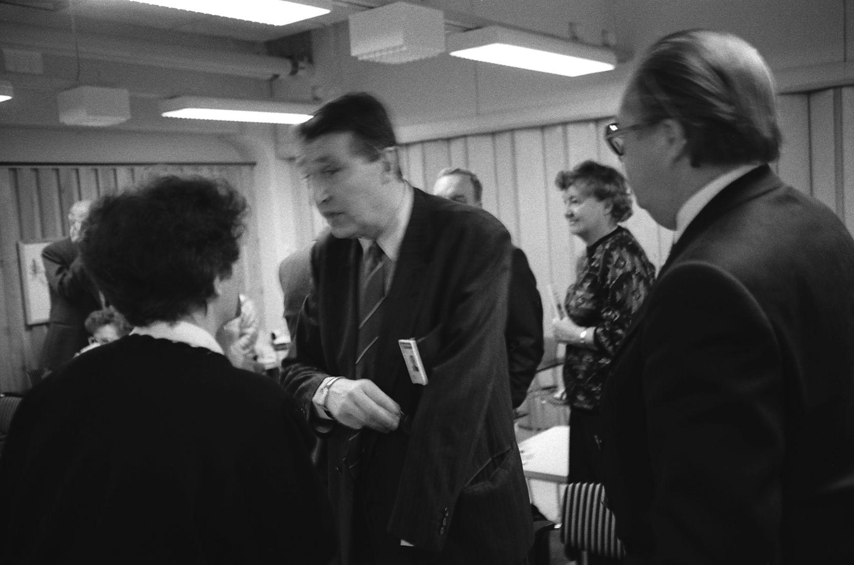 Dokumentaalfilmi Toorumi pojad (1989) esilinastus Yle-s 28. detsembri 1989. aastal - Foto Enn Säde