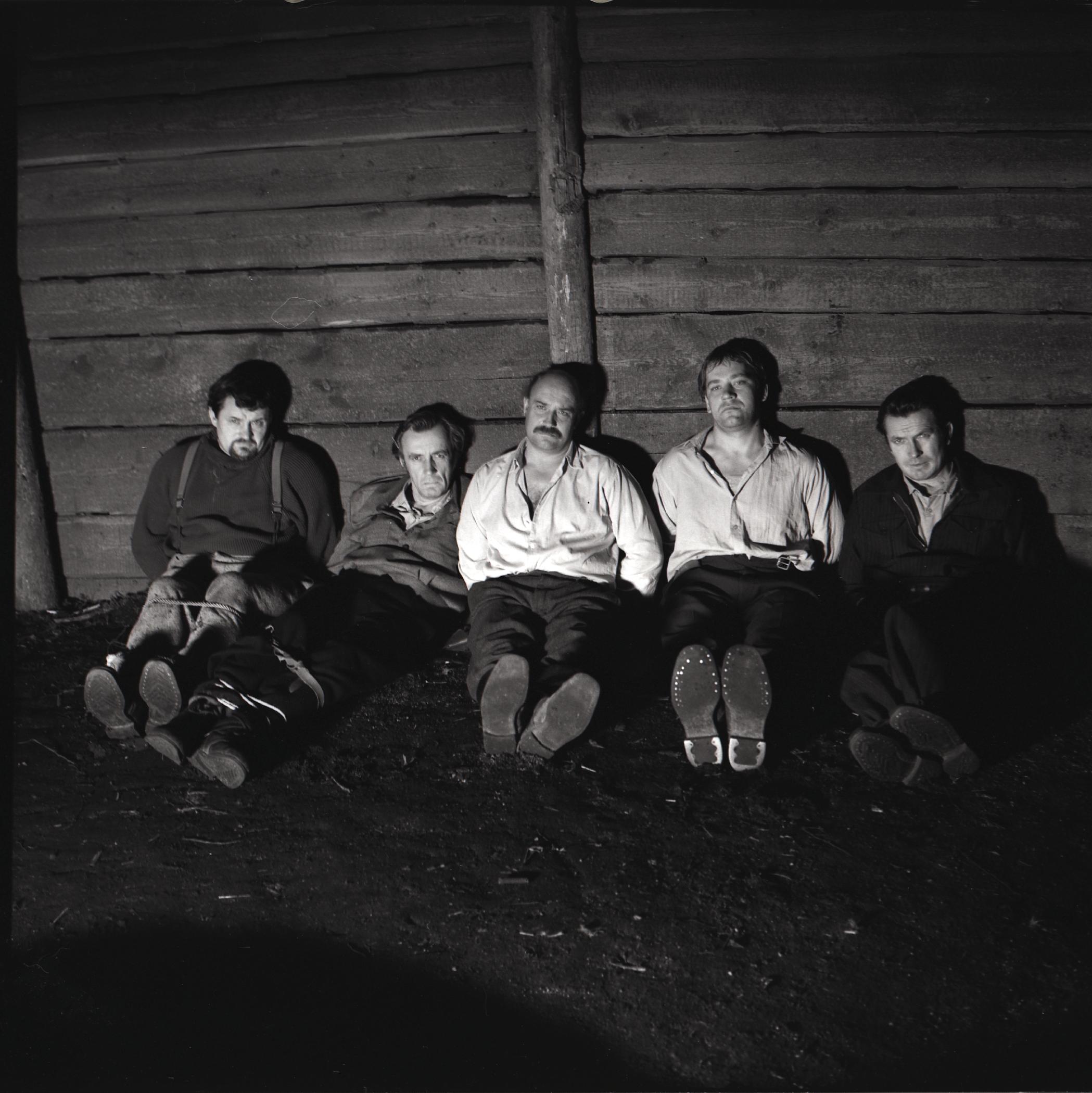 Kalevi osas Robert Gutman, Juhani osas Aarne Üksküla, Kristjani osas Enn Klooren, Reinu osas Tõnu Kark, Andrese osas Rudolf Allabert